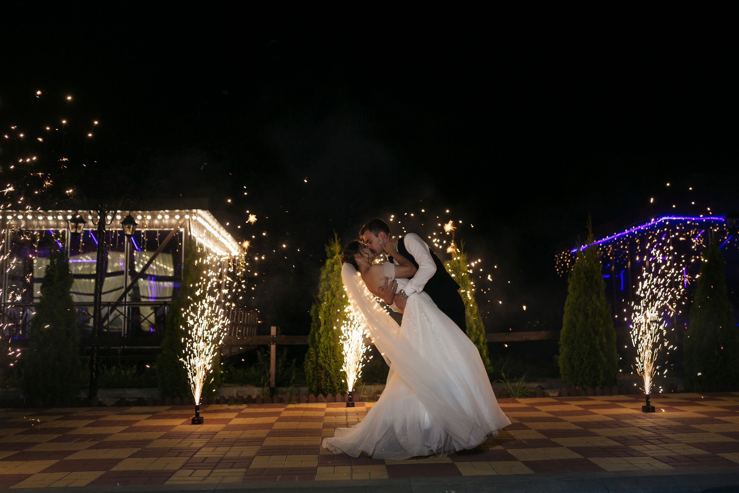 СВАДЕБНЫЕ ЭФФЕКТЫ «ФЕНИКС»