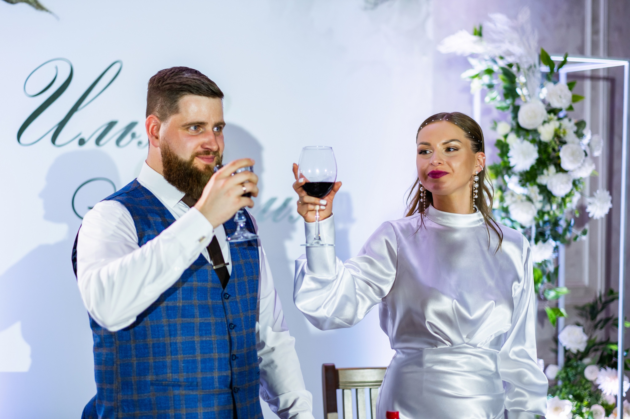 Илья и Мария. Свадебный фотограф | репортаж | праздники | крещение