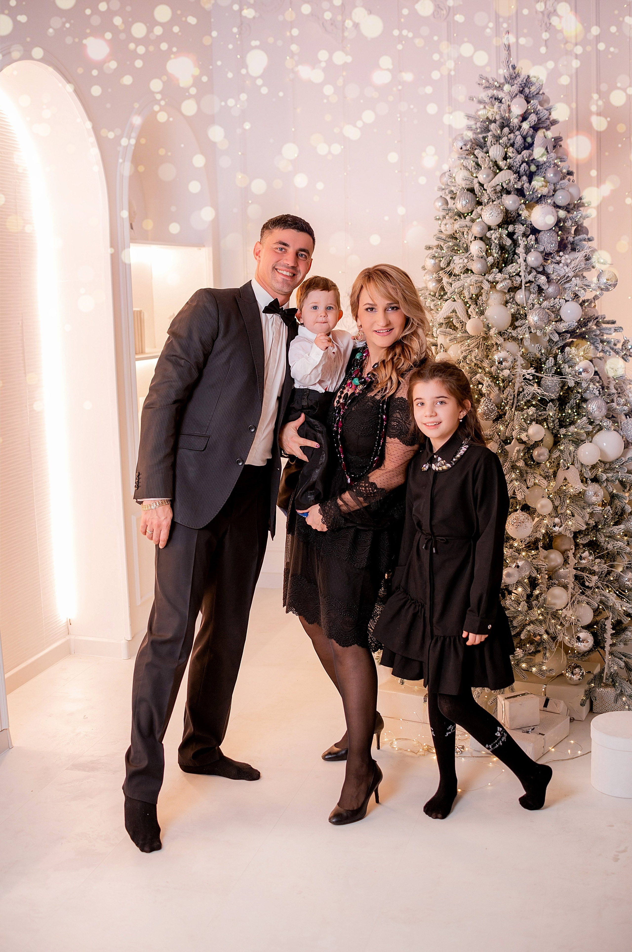 Новогодняя семейная фотосессия в Краснодаре 2023-2024. Фотограф новорожденных Краснодар Малышенко Надежда