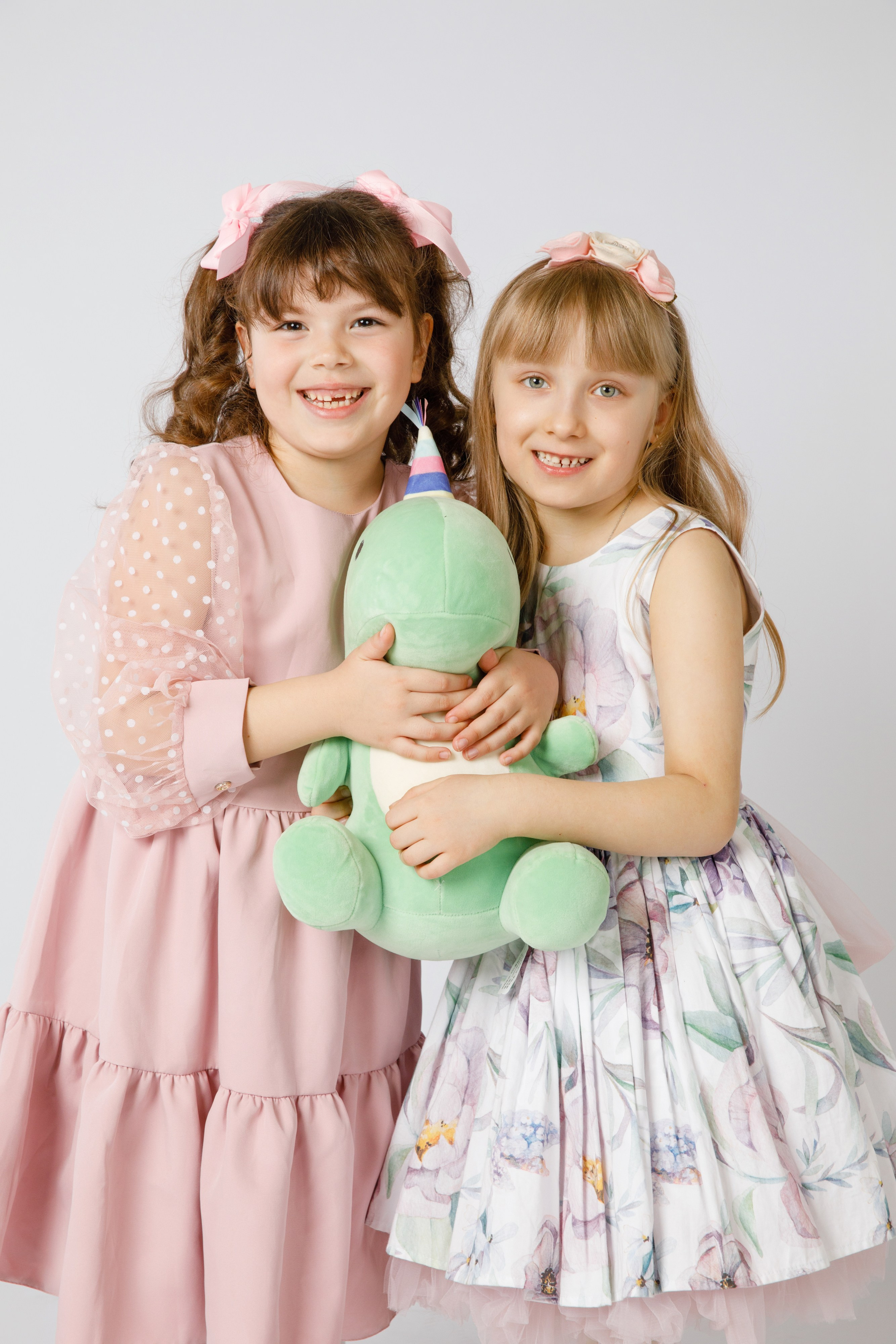 ГРУППОВЫЕ ФОТОГРАФИИ. Выпускные альбомы в Москве FOTOVMESTE