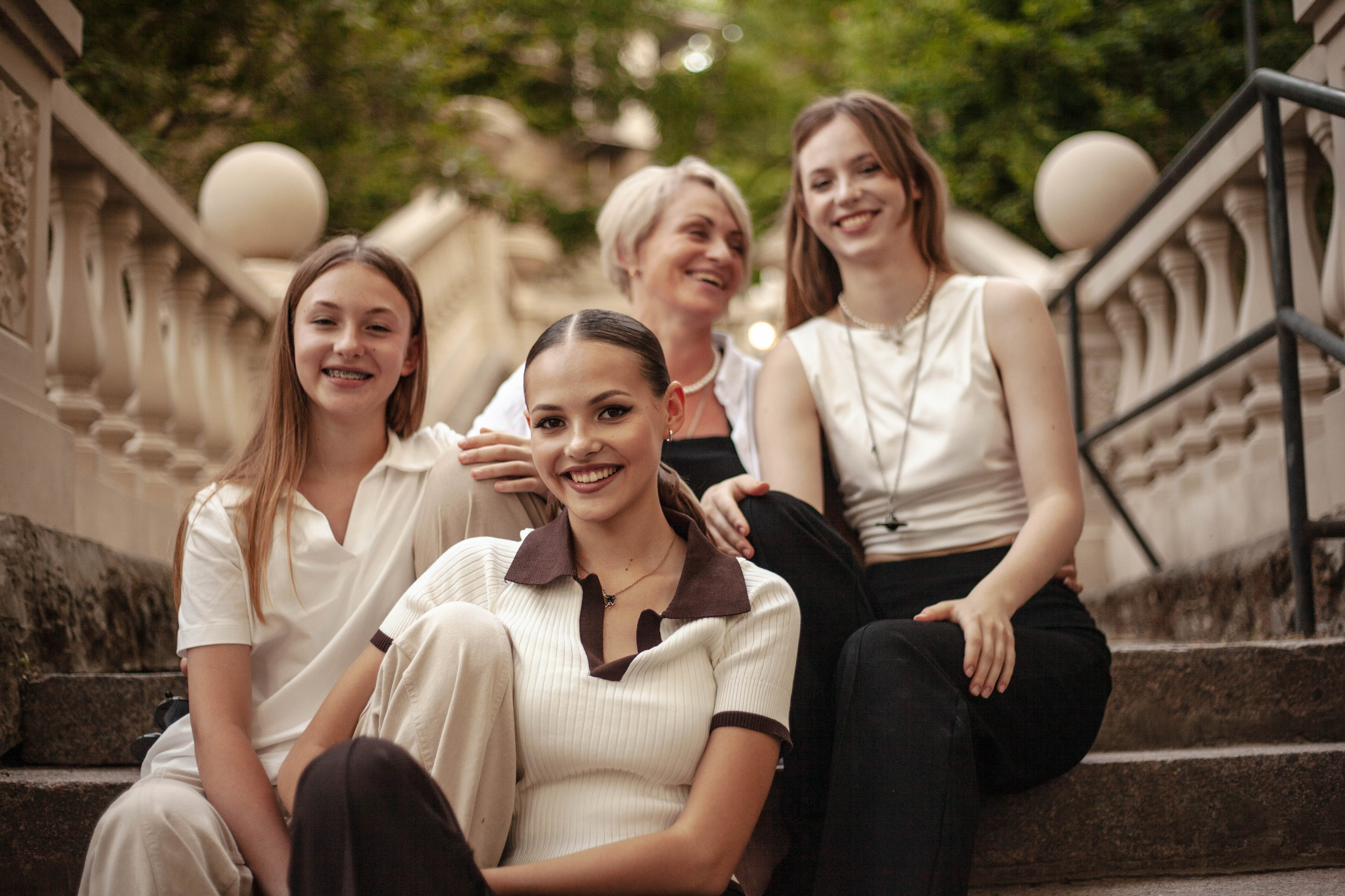 Абрау. Уличный фотограф Города N