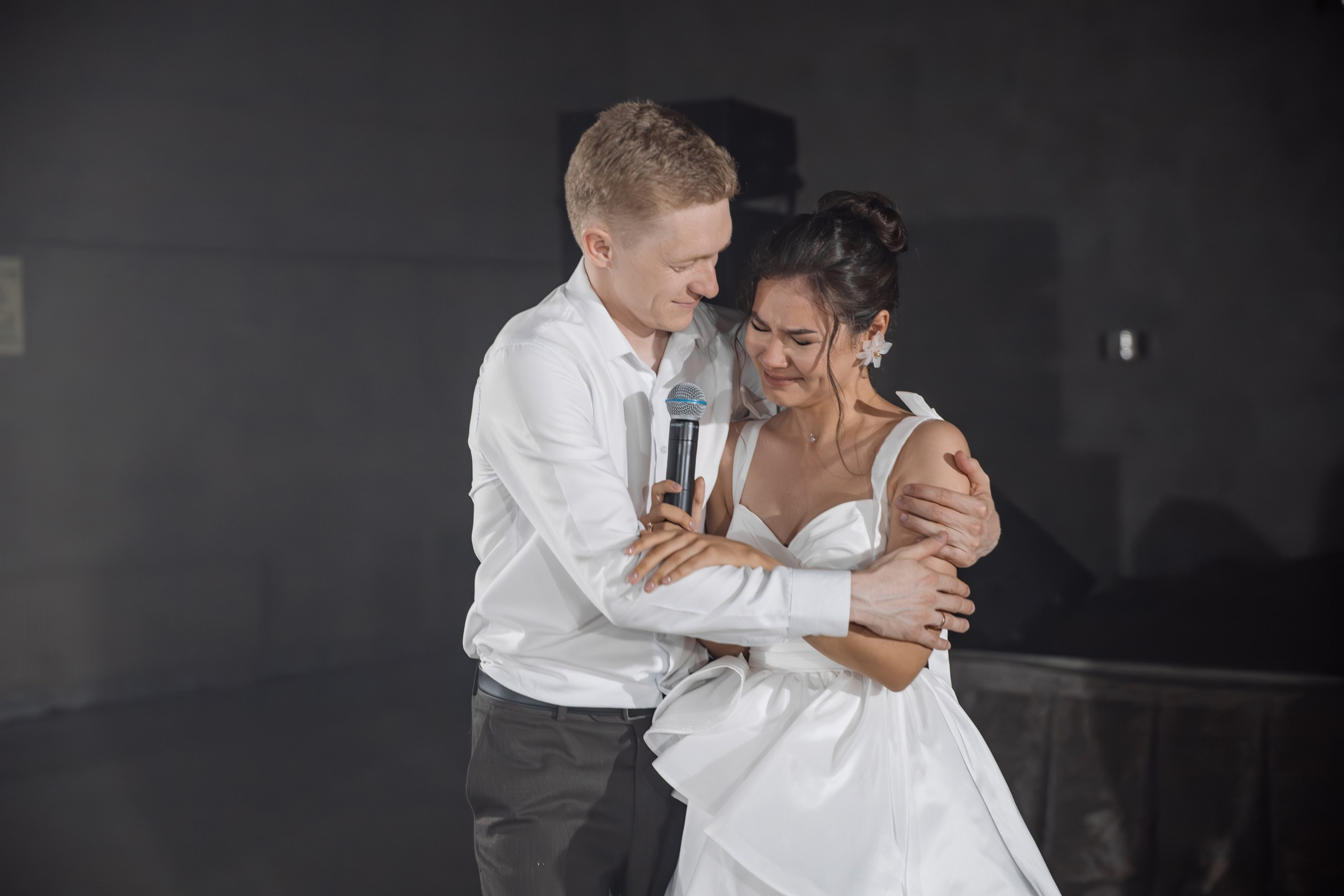 First of all, it's not the planes. Свадебный фотограф в Казани, РТ, РФ Миннуллин Динар