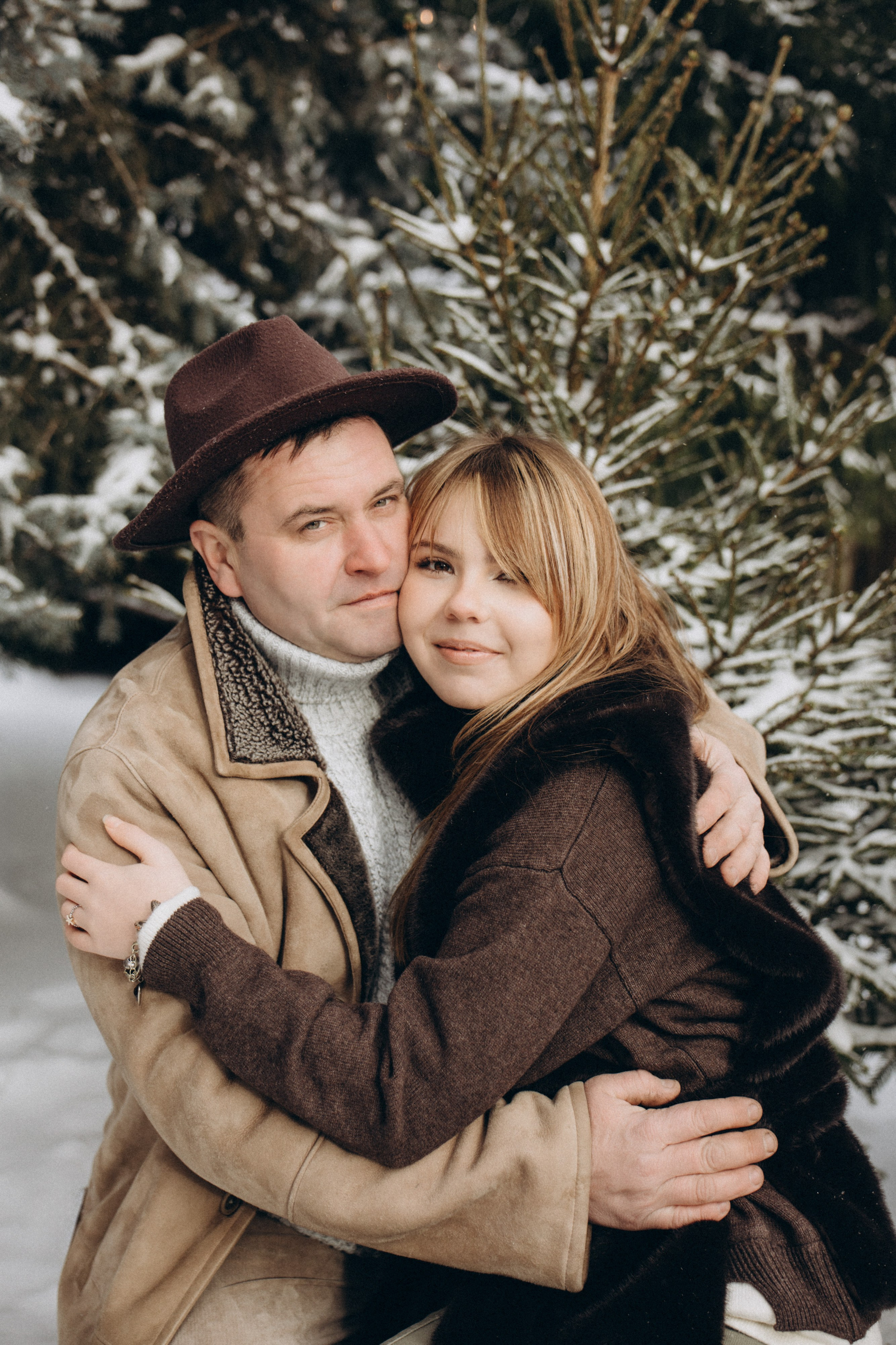 Кристина, Слава, Злата