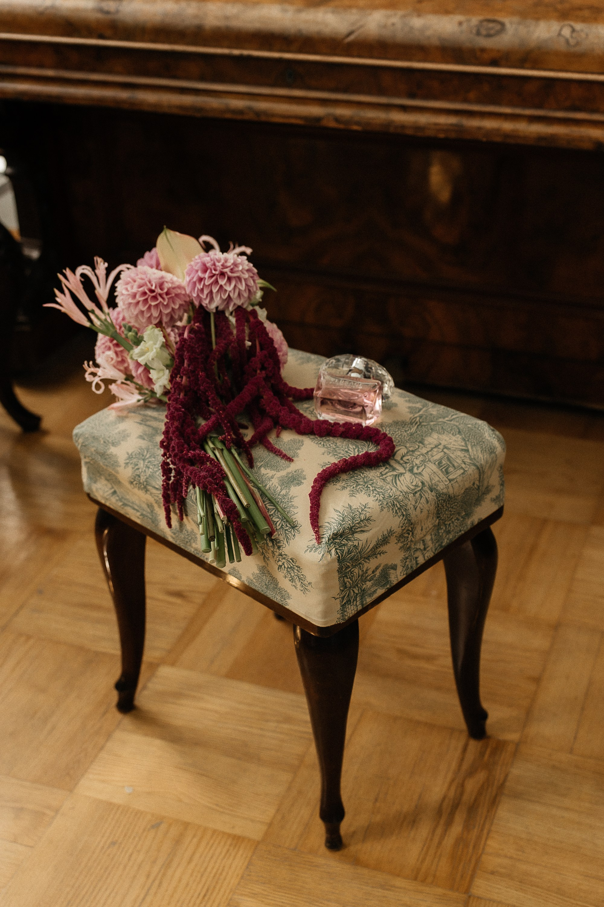 Свадьба в ретро-квартире. Свадебный и семейный фотограф Виолетта Сидельникова. Краснодар, Россия, Беларусь, Европа