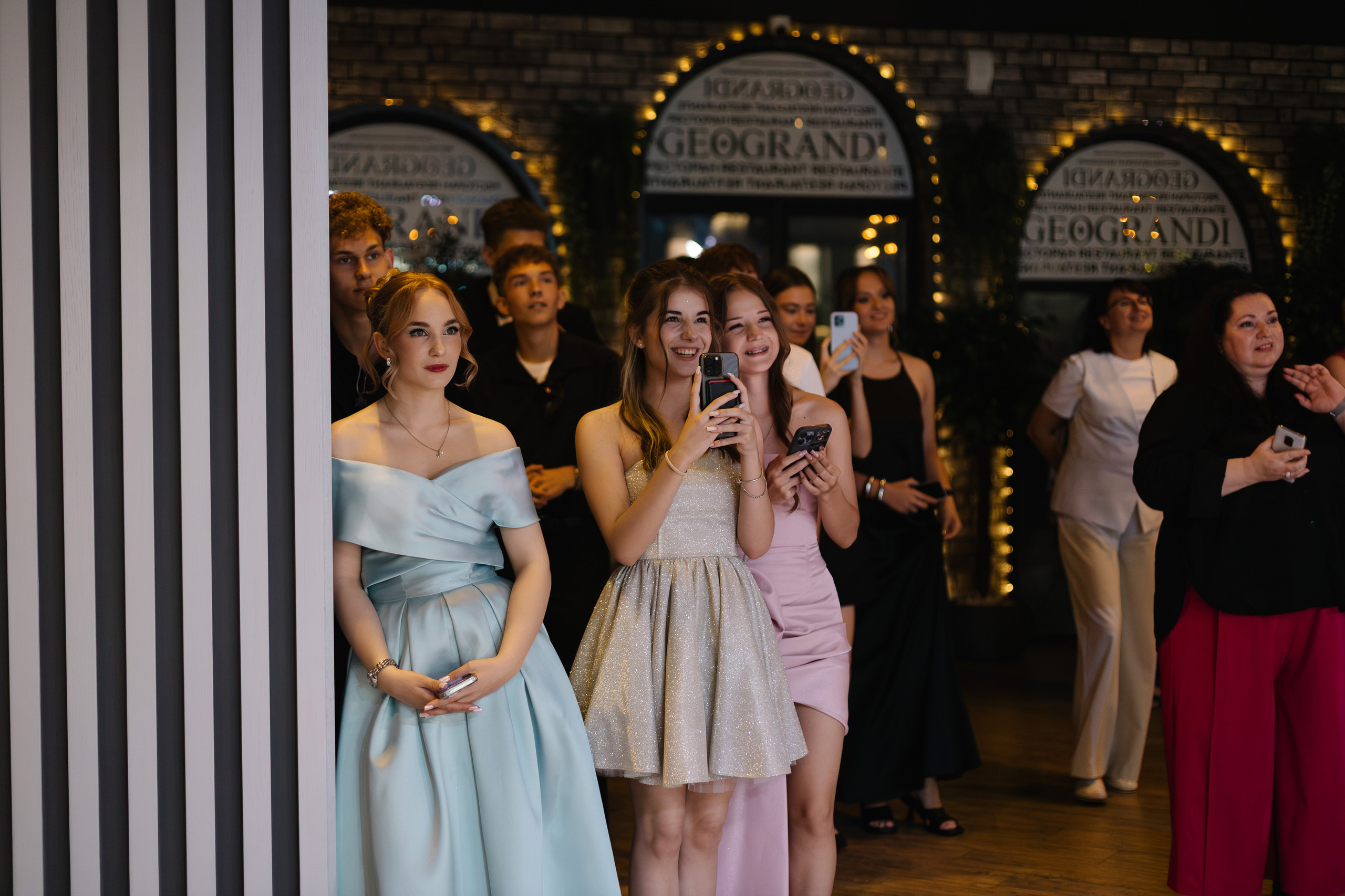 Выпускной 9В класса 2025. Артур Иликчян — Wedding & Event фотограф в Краснодаре