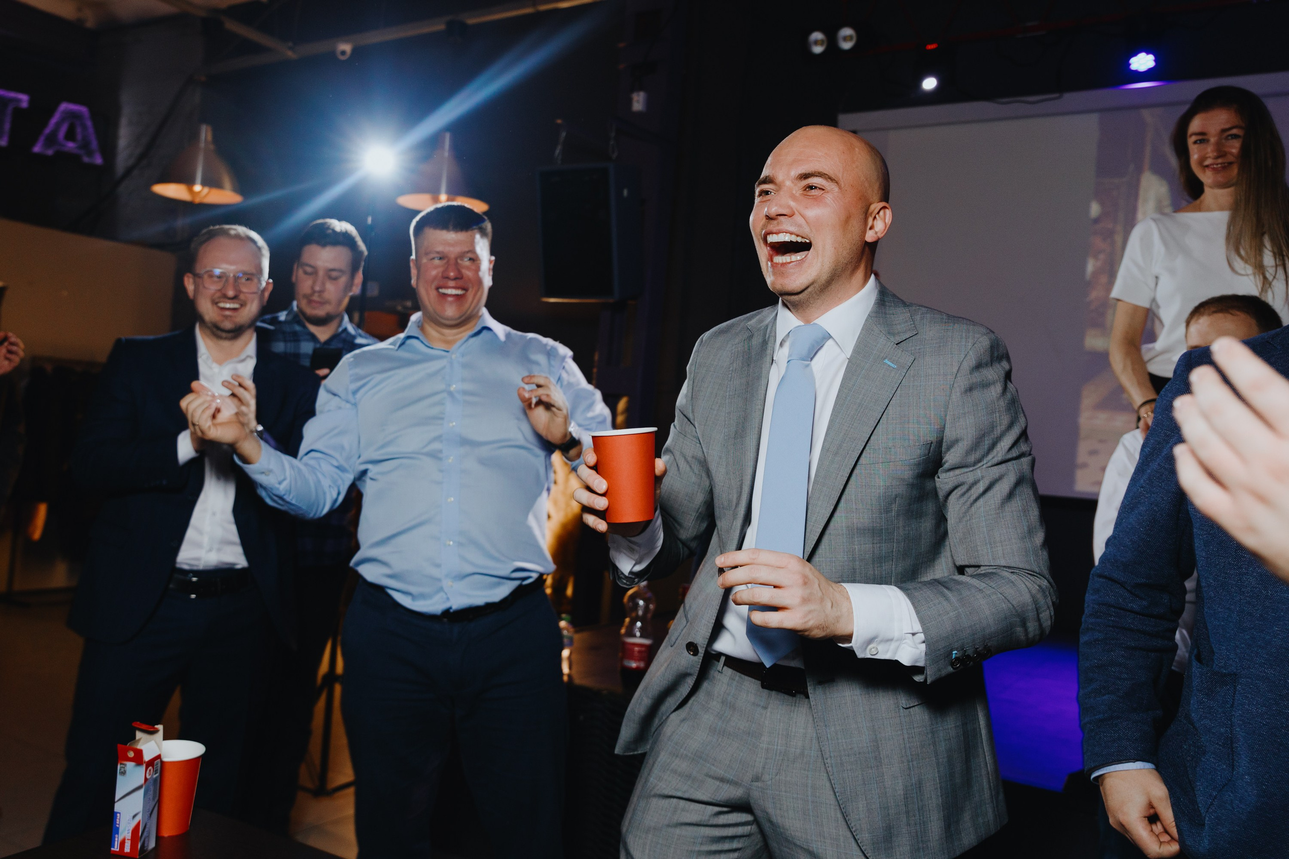 Свадьба Евгения и Юлии | Лофт Com.Nata. Фотограф Илья Чернов