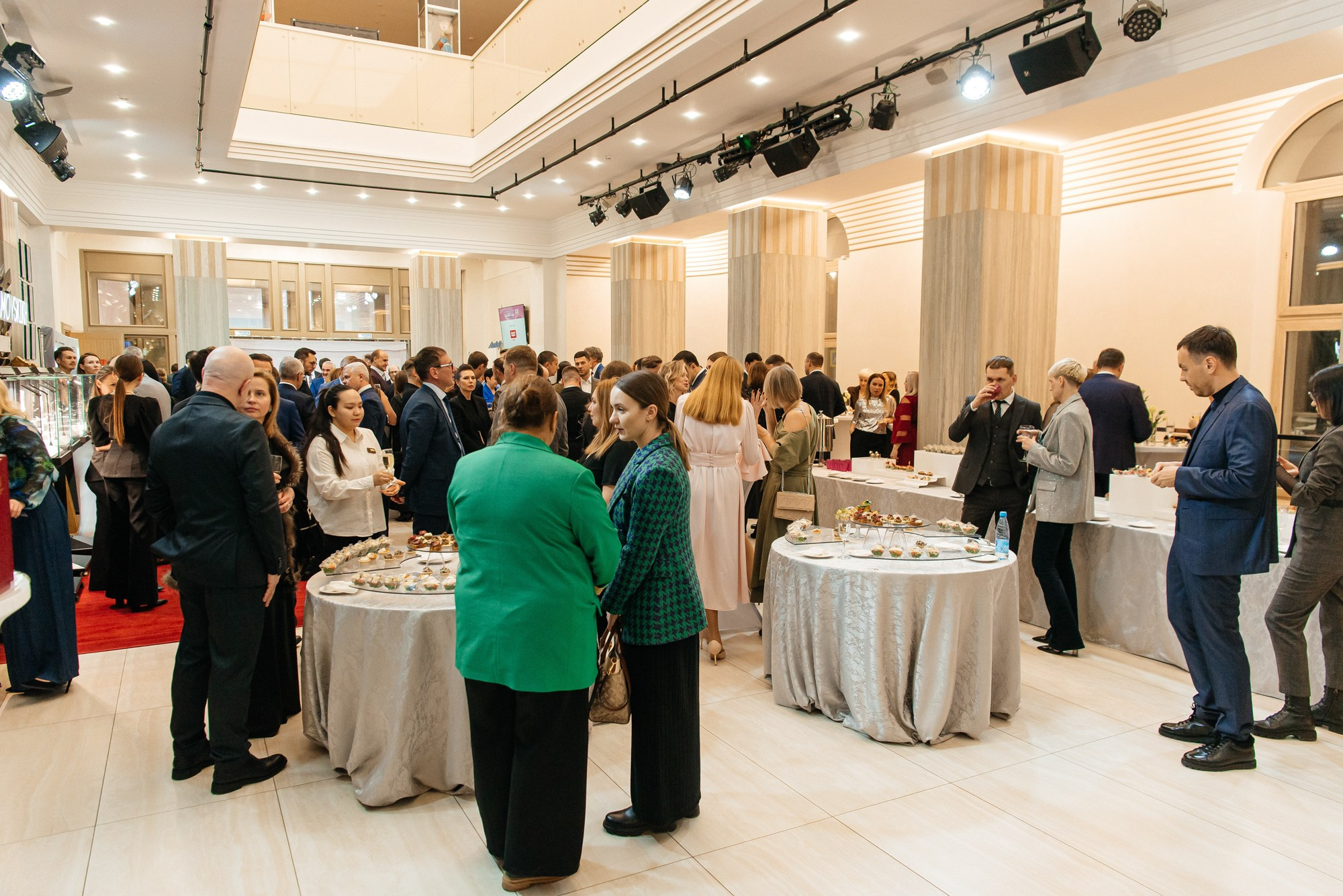 Человек Года. Премия Деловой квартал. Профессиональный фотограф в Екатеринбурге Ирина Смирнова