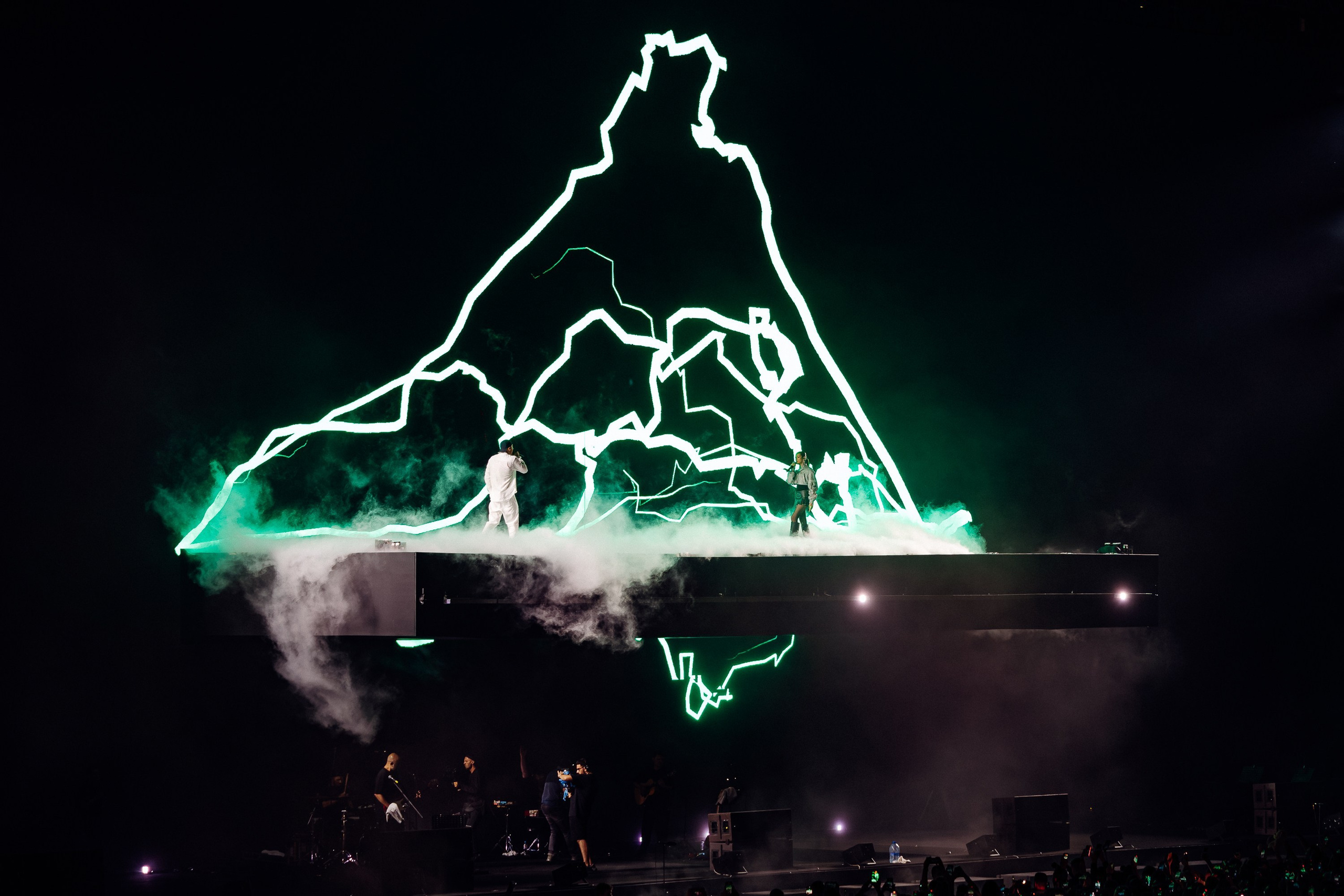 MACAN | MOSCOW | 2024. OOPS