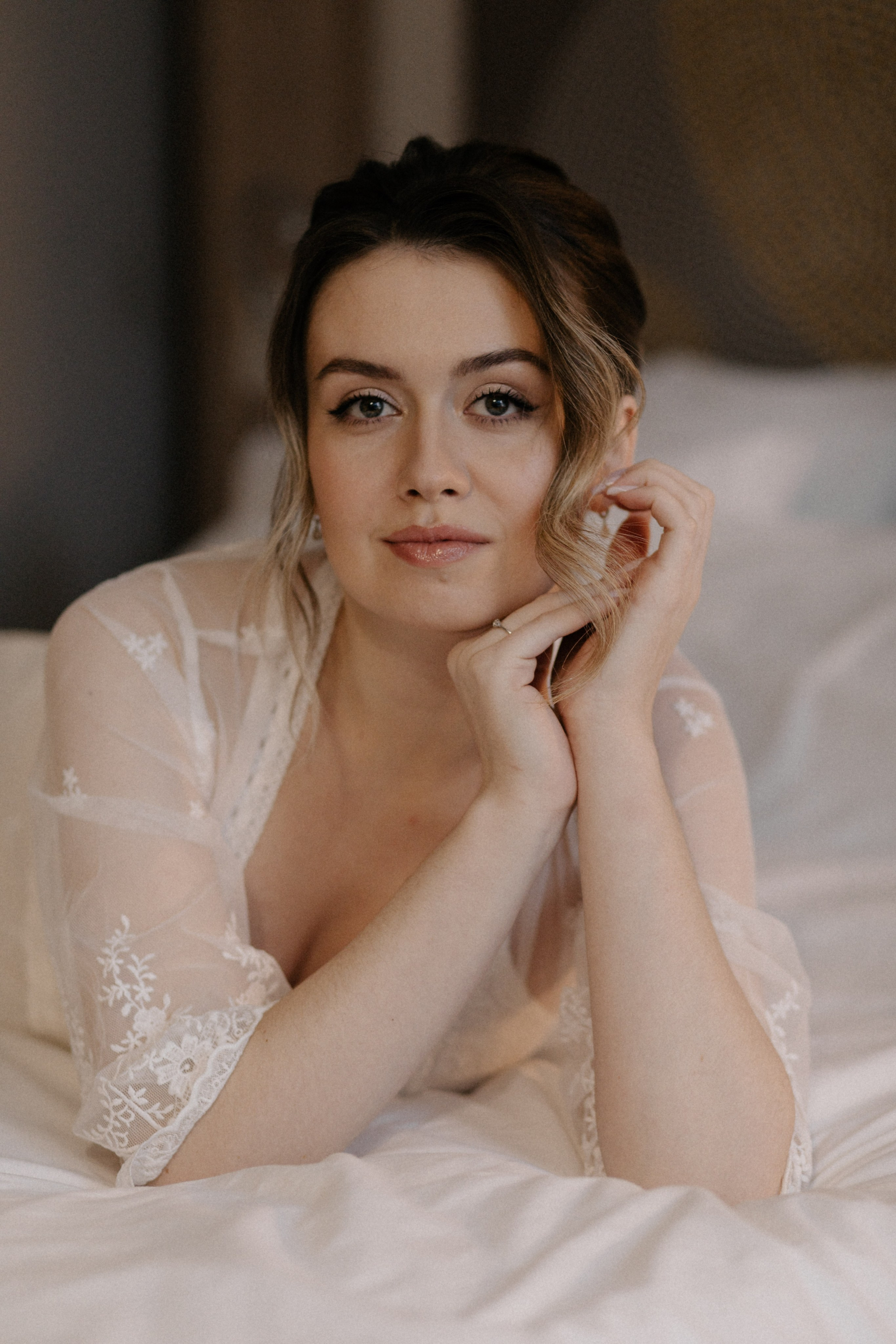 Ксюша и Илья. Утро в отеле роспись в Birds. Свадебный и портретный фотограф в Москве Анастасия Масюк