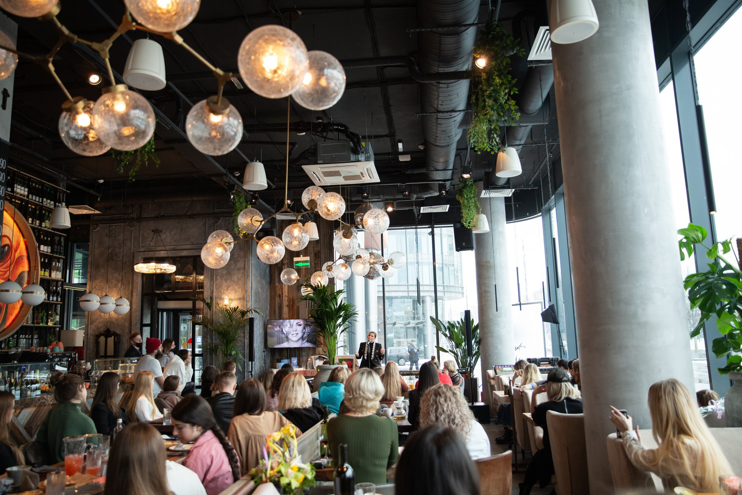 Мастер-класс Cooper Phillip в Москве. Свадебный и семейный фотограф