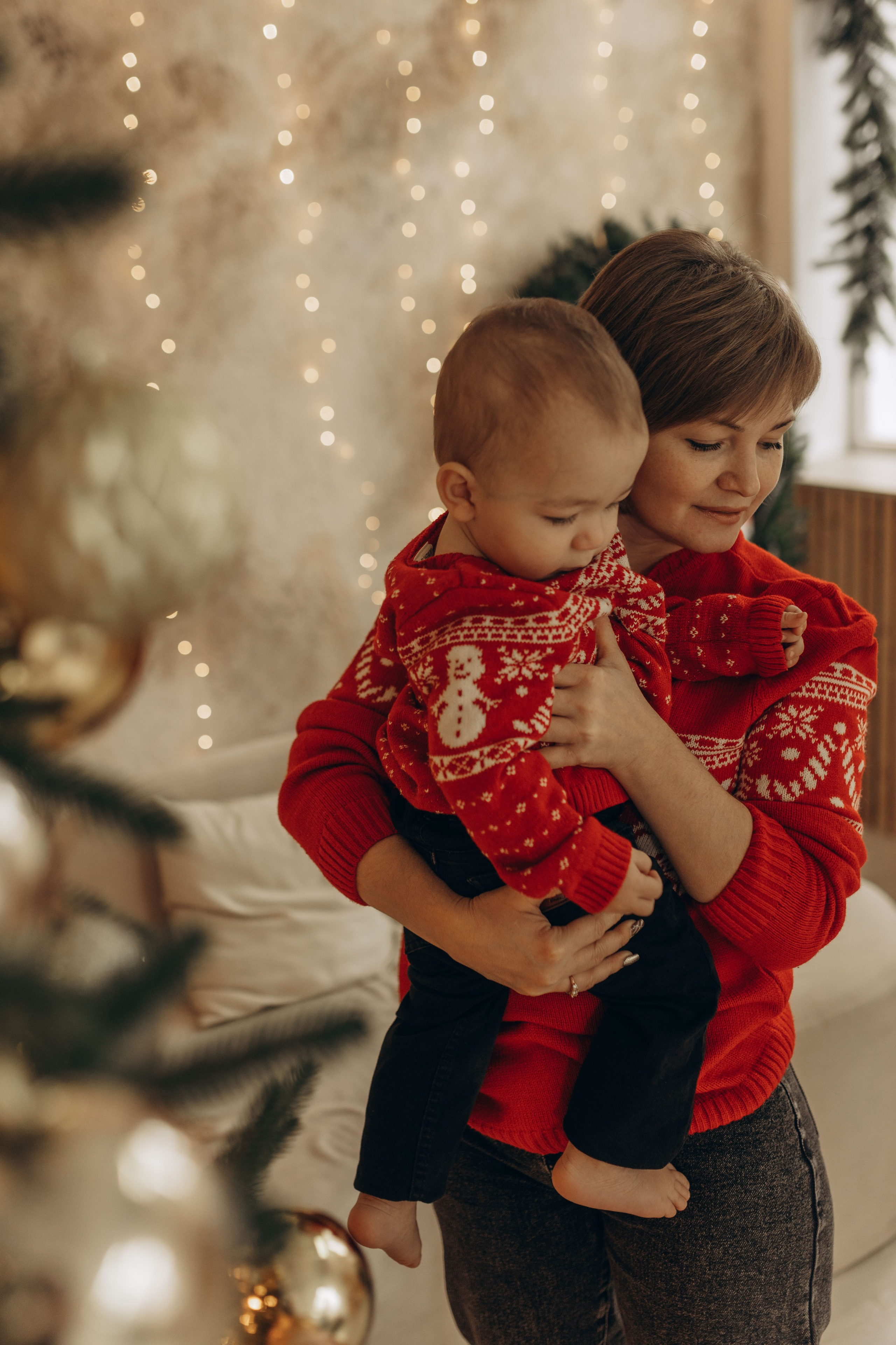 Яркий новый год мама и 2 сыночка. Фотограф в Ставрополе Svetlana Matveeva