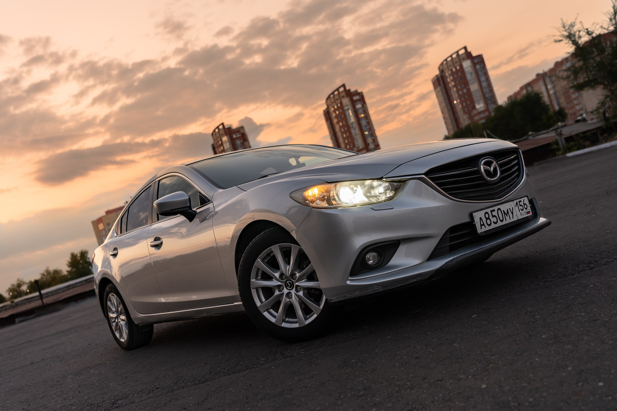 На продажу MAZDA 6. Автомобильный фотограф в Санкт Петербурге. Евгений Коновалов