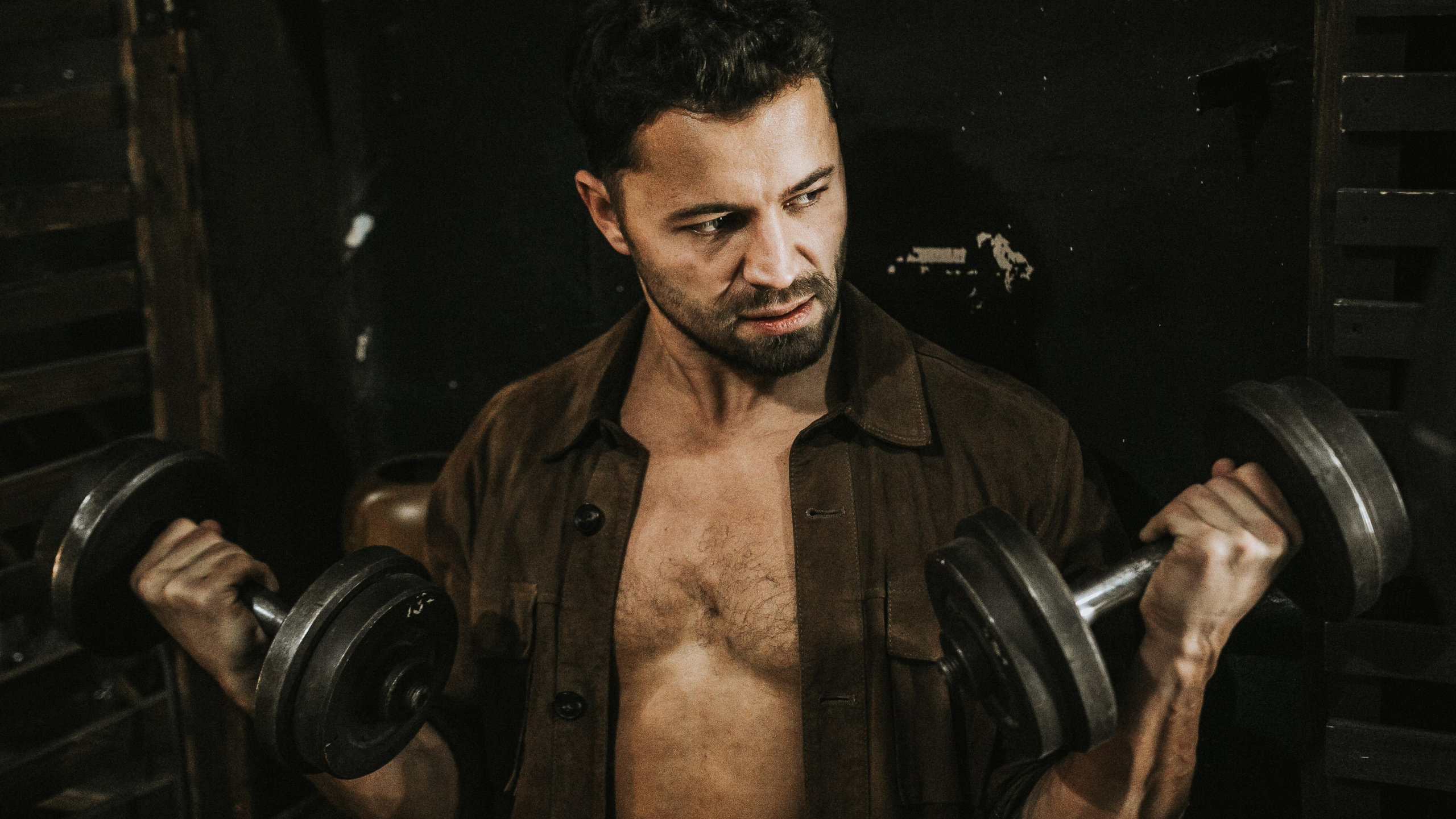 MF PROD. — YANICHEV ALEX. MOVIE FAMILY PRODUCTION