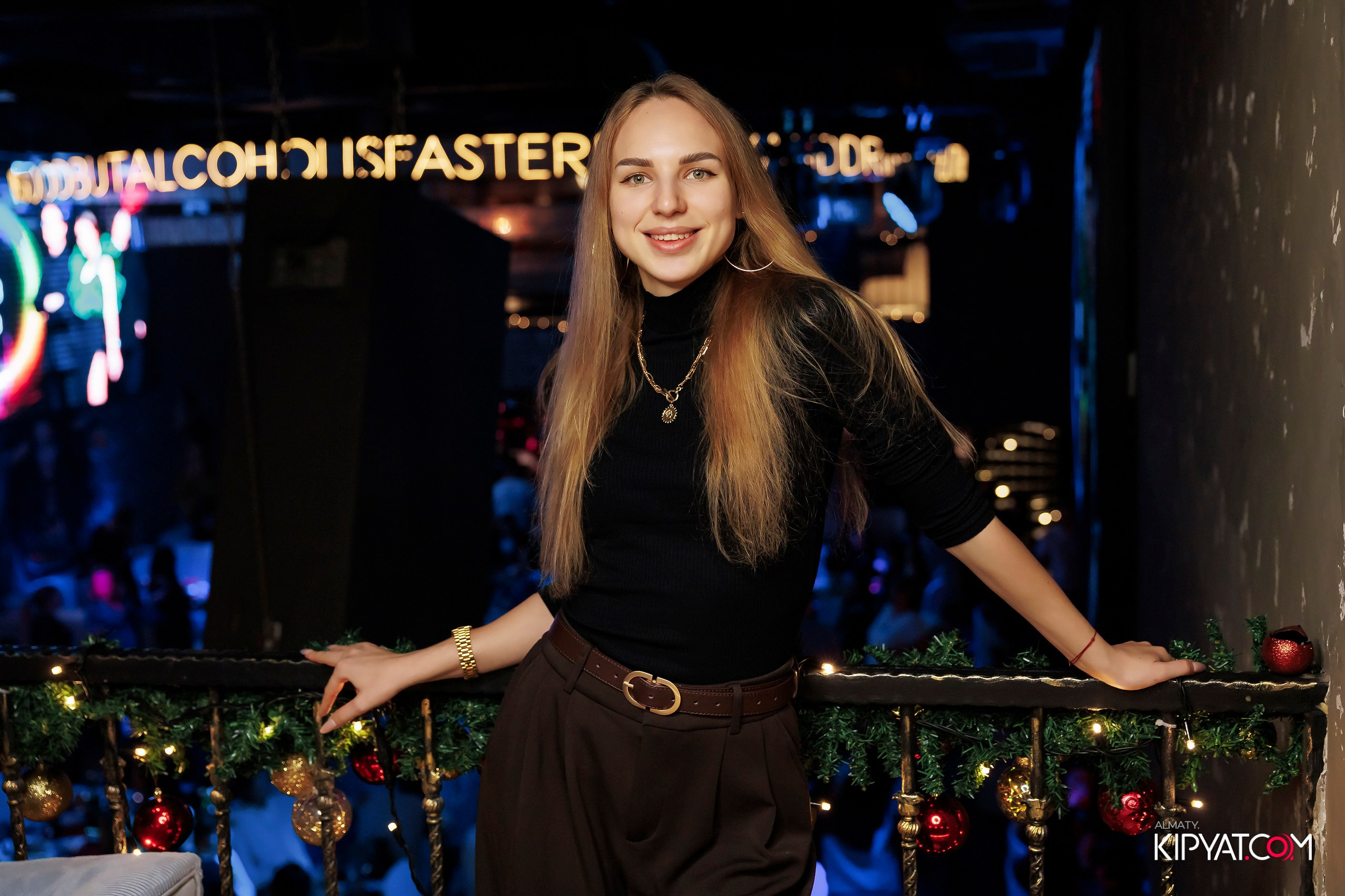 МУЗЫКАЛЬНОЕ ЛОТО В HIT RETRO. КИПЯТКОМ АЛМАТЫ! Фотосъемка мероприятий в Алматы