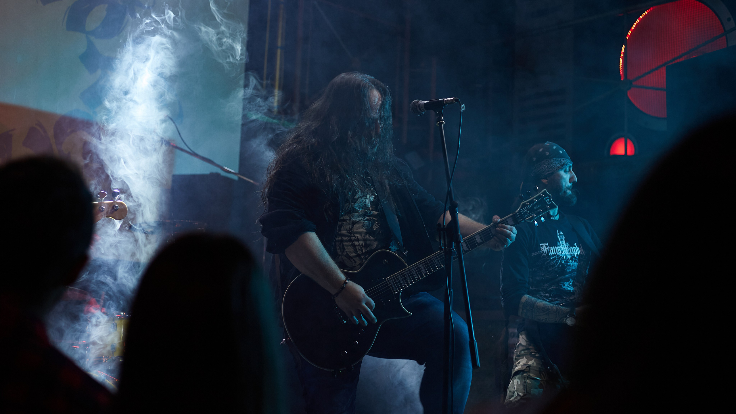 2023-11-03. Abysslooker