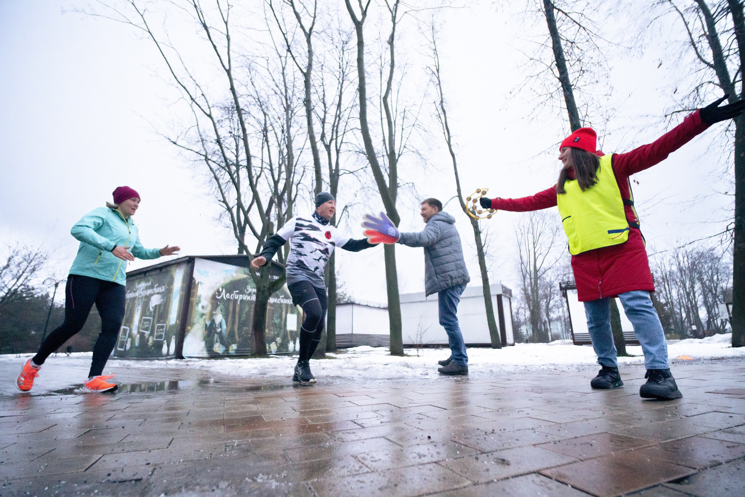 5 вёрст Наташинский 11 декабря 2025. Роман Капилюшов. Бег. Фото. Видео. г. Люберцы