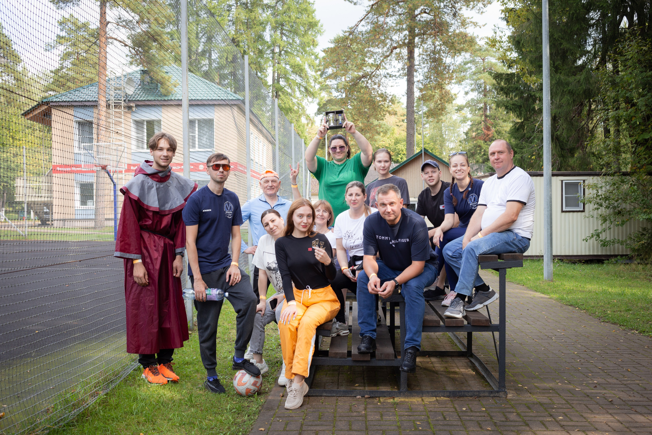 Фотосъемка Форт Боярд в СПБ, репортаж про корпоратив в стиле игры. Портретные фотосессии, контент-съемки, репортаж