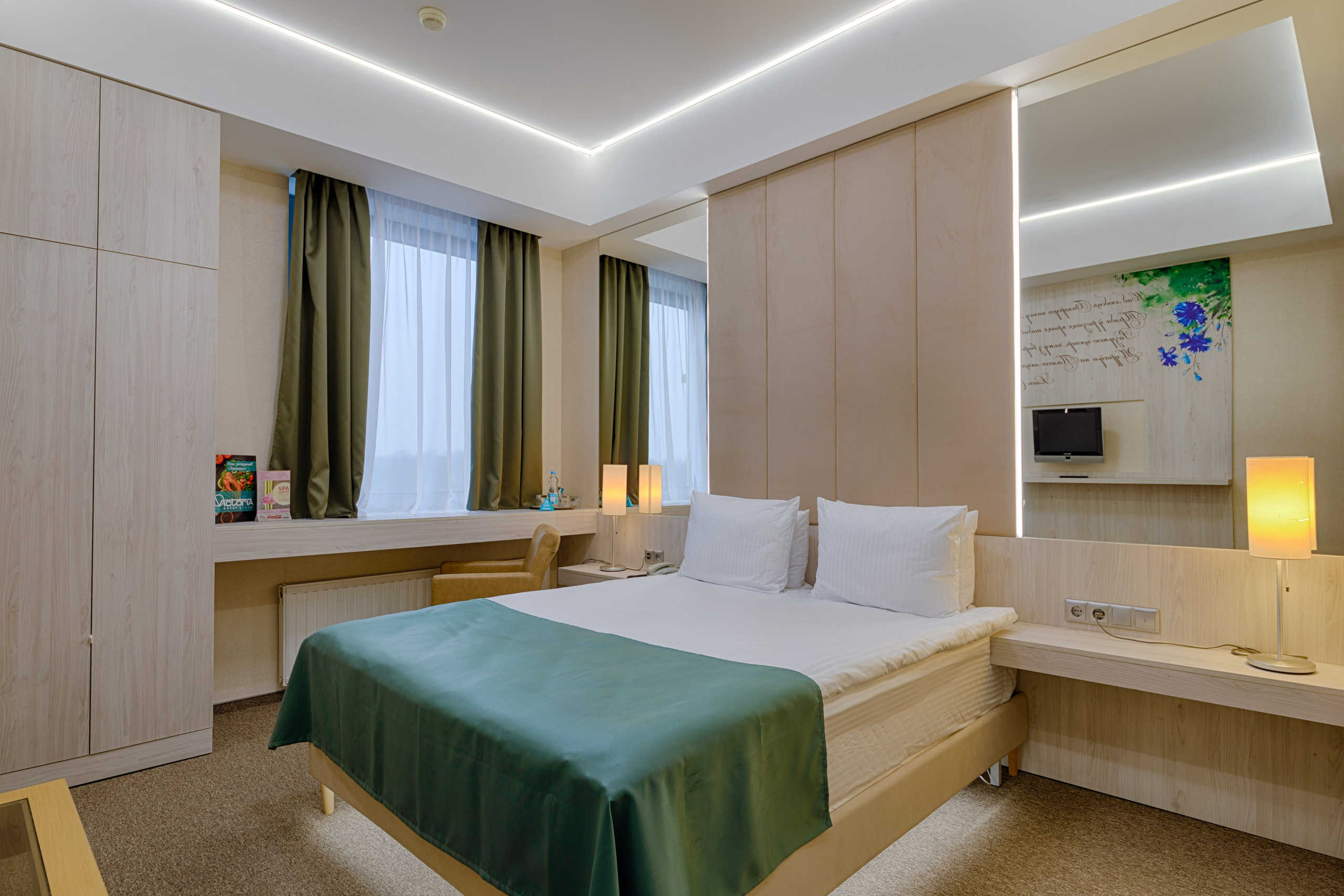 Hotel «Viktoriya». Фотограф Платон Македонский