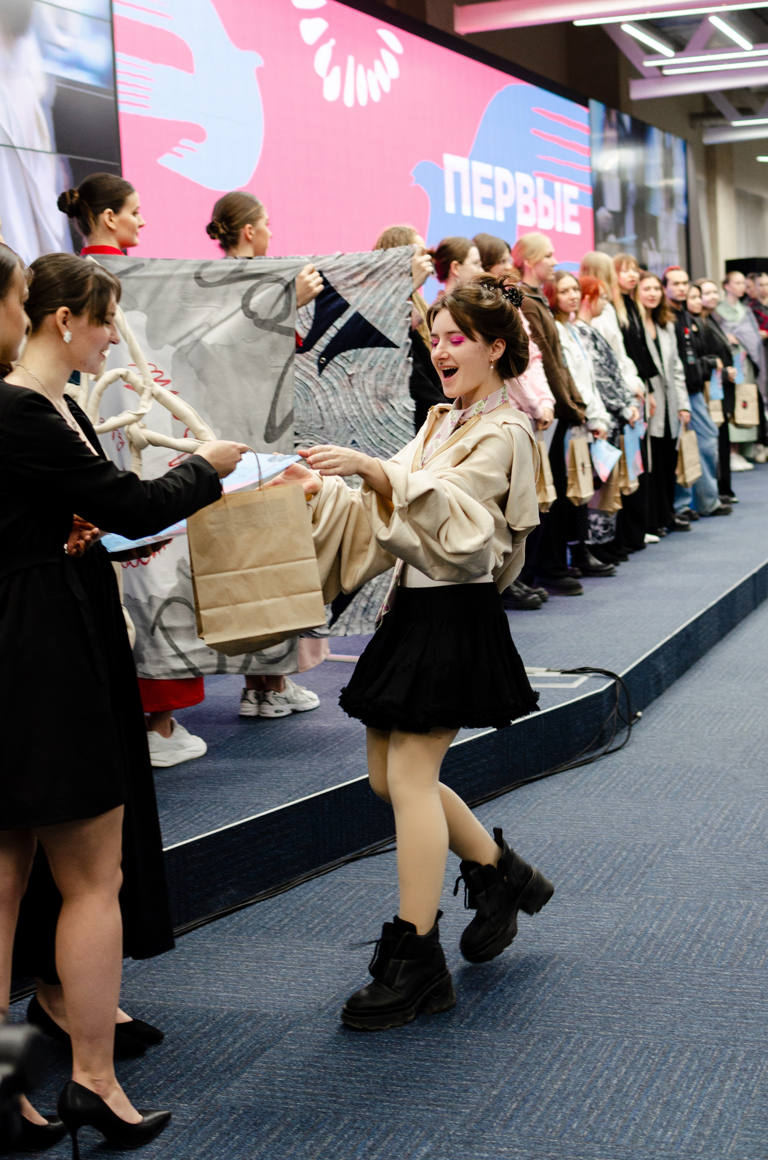 Арт-проект «Первые» | 29.11.2024. Фотограф в Омске Елизавета Кириллова