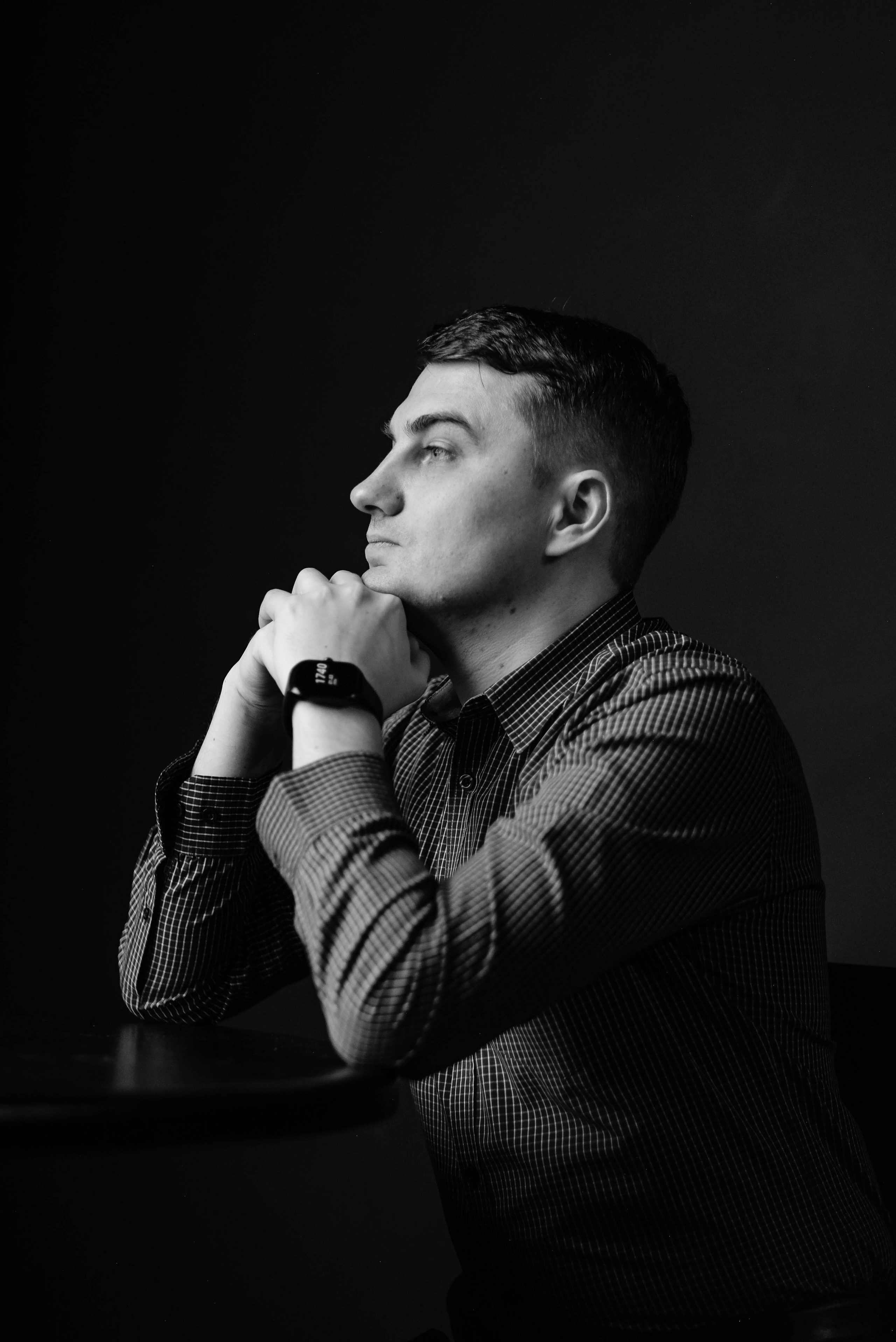 Фотосессия для мужчин Питер. Портретный, репортажный фотограф Санкт-Петербург Елизавета Комарова