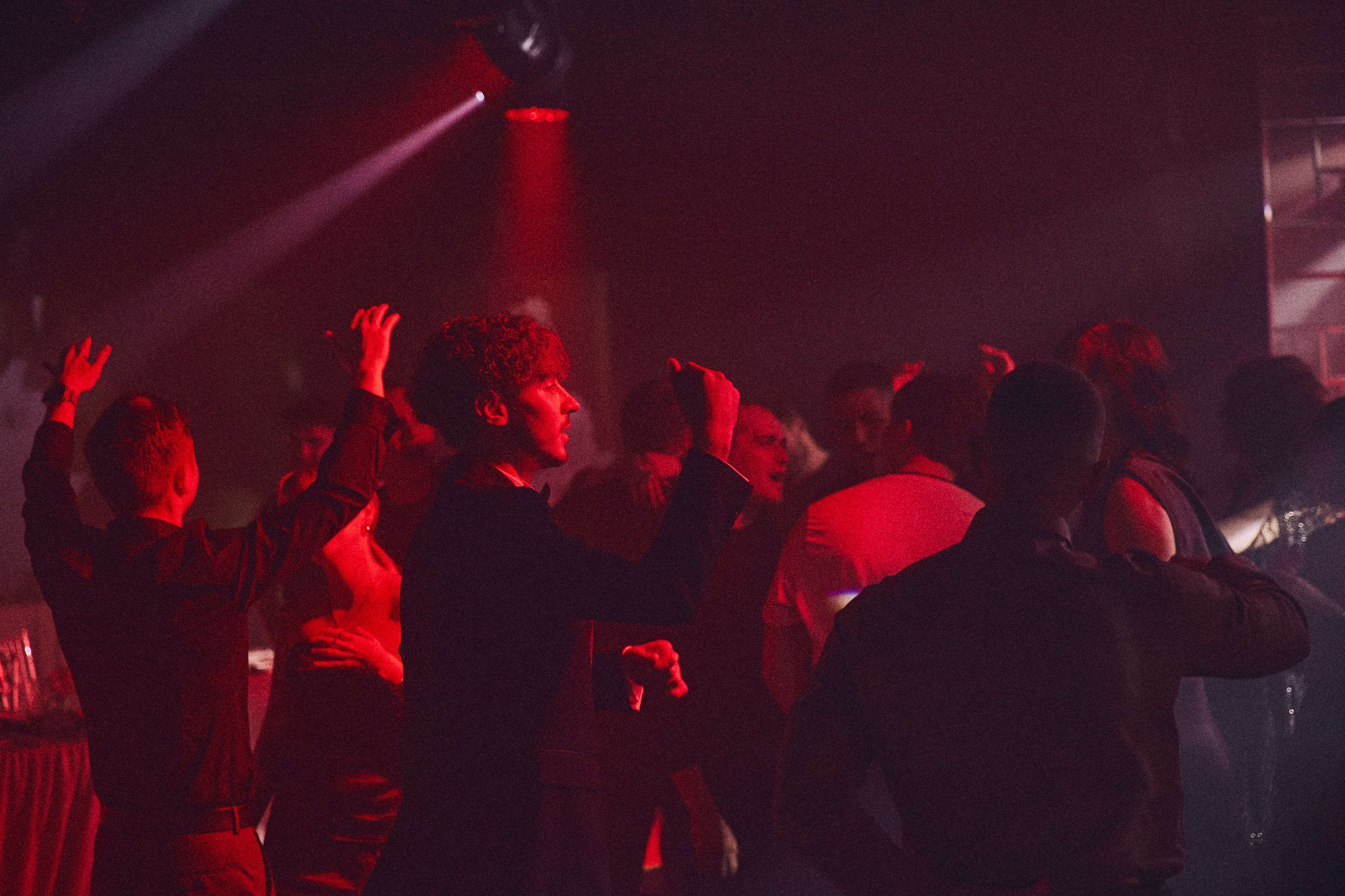 VIBE&VELVET. Дмитрий Мазуркевич: Профессиональный Репортажный Фотограф