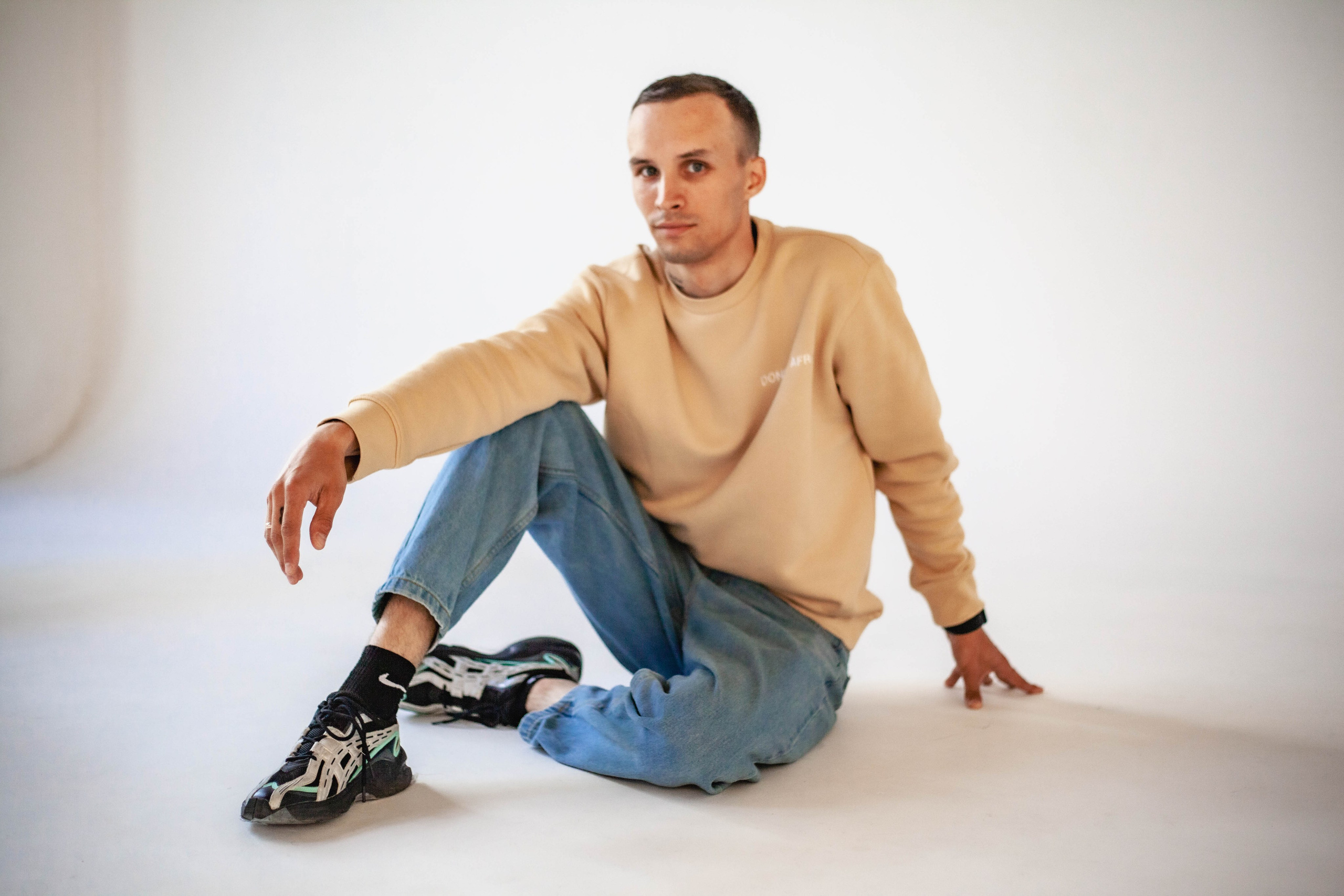 Студия. Уличный фотограф Города N