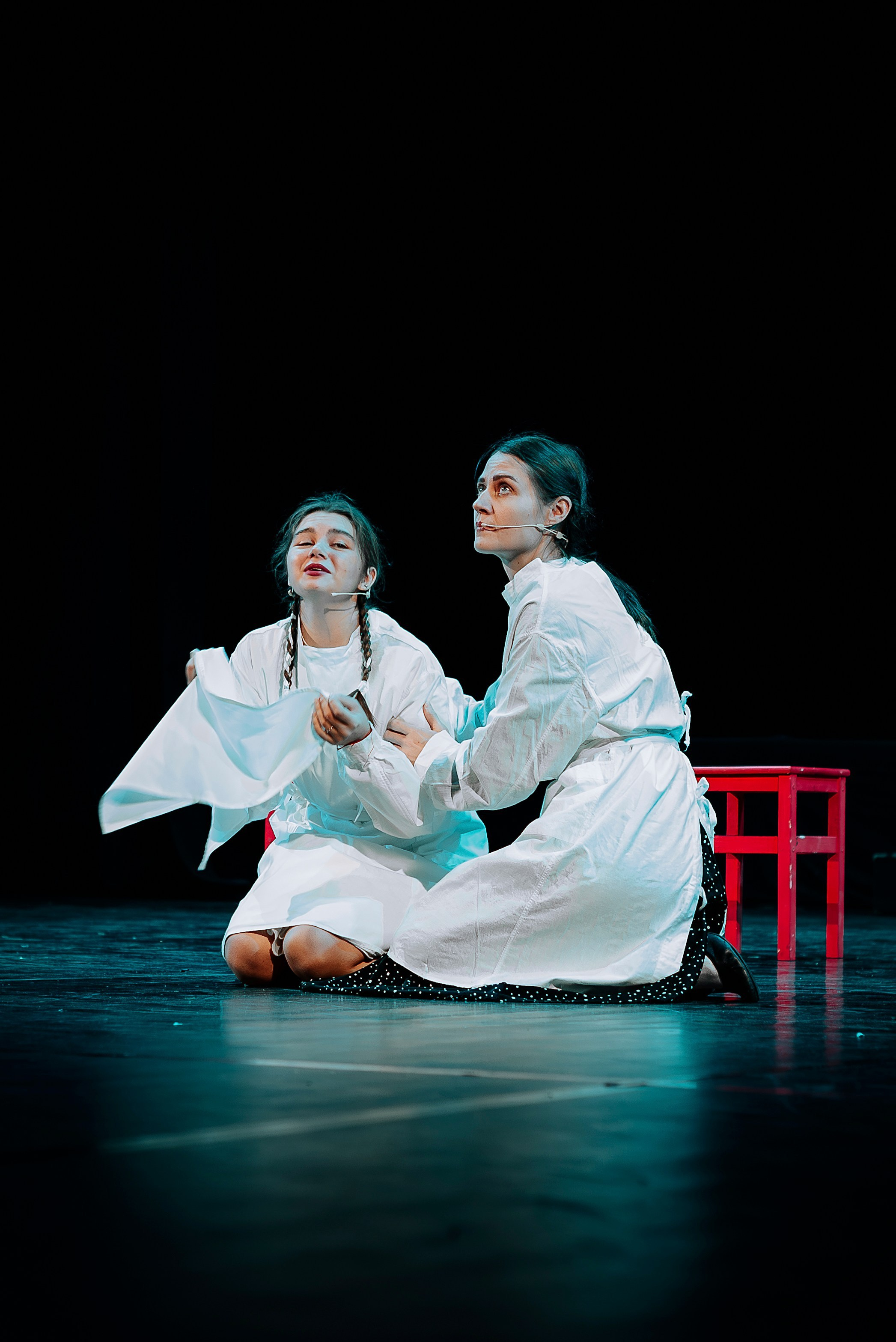 Театральный фотограф Москва, спектакль Костюм отца. Фотограф Карина Шарова Москва