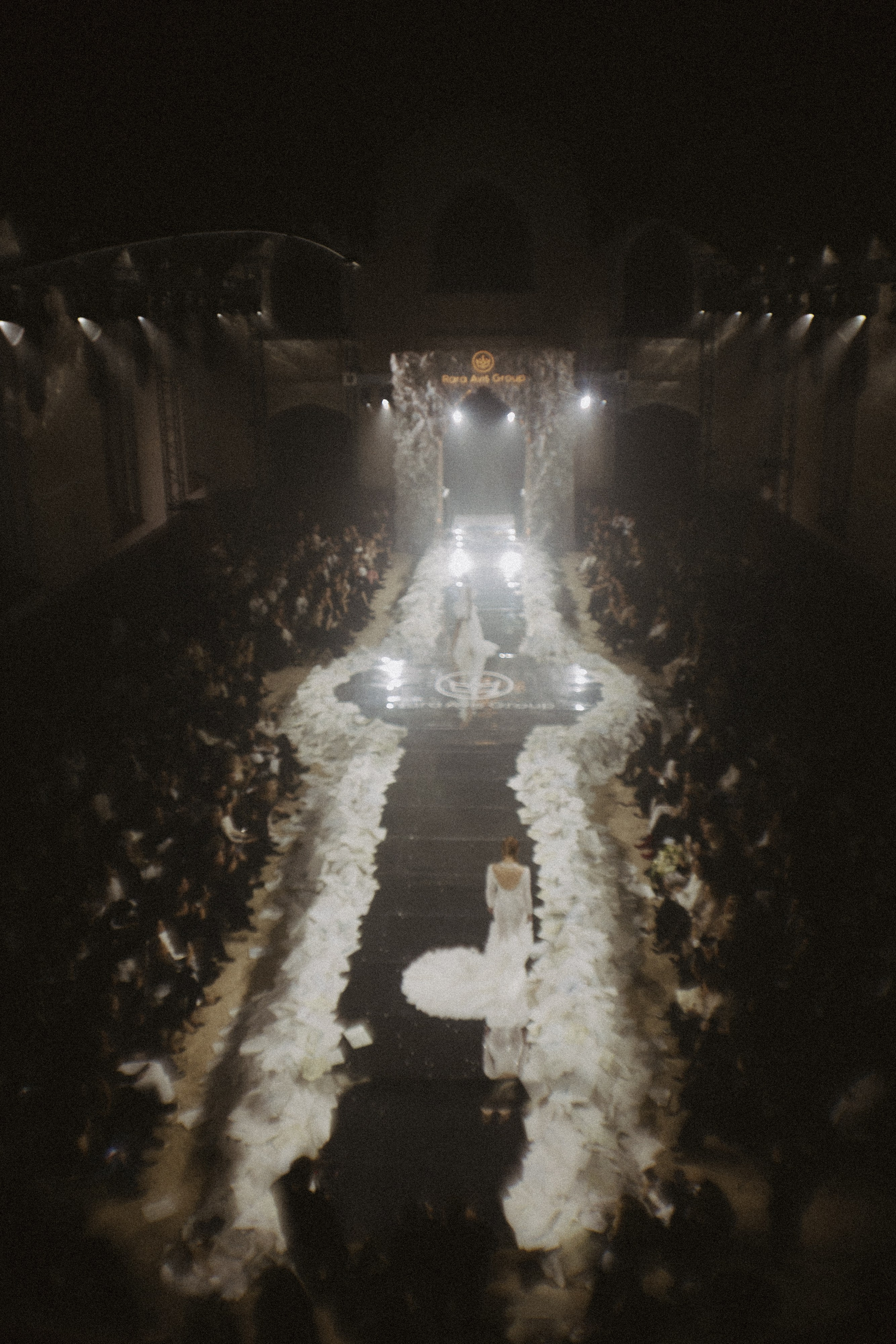 Rara Avis Fashion Show 2026. Fusion Wedding Photographer