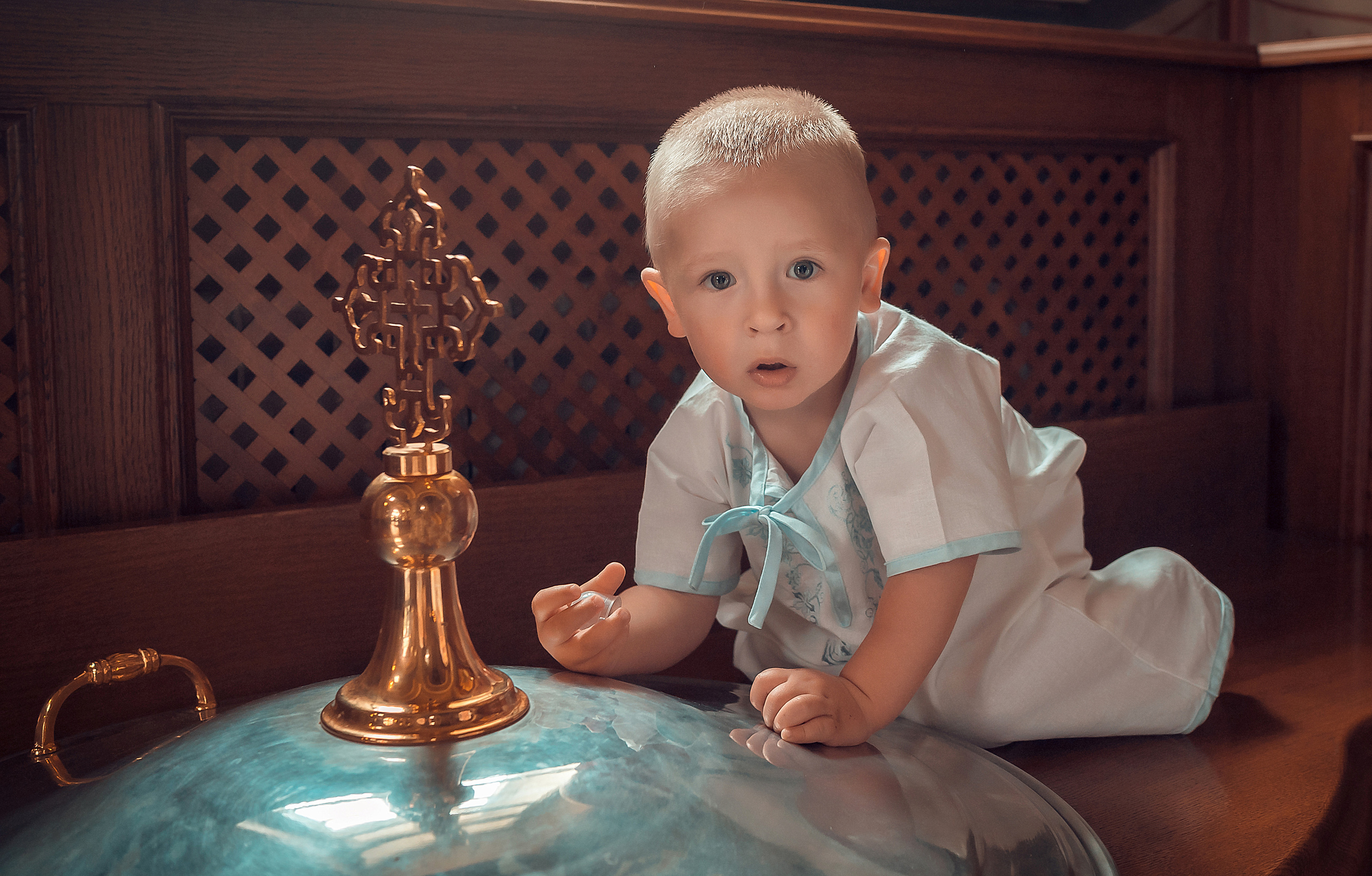 Крещение ребенка в Красноярске, Храм Иоанна Предтечи. Фотограф на Крещение и Венчание в Красноярске Рамазанова Юлия