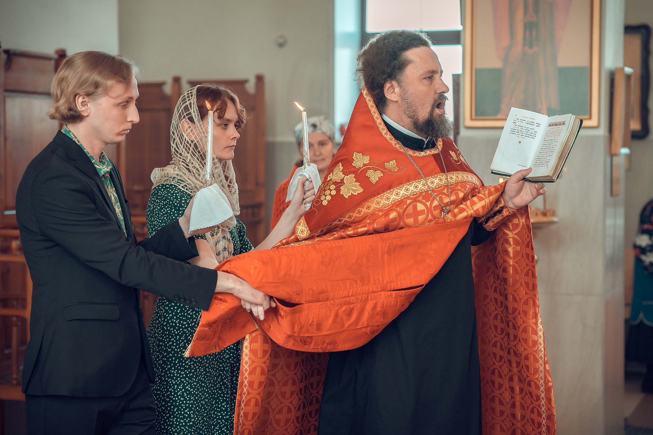 Венчание, фотограф красноярск. Фотограф на Крещение и Венчание в Красноярске Рамазанова Юлия