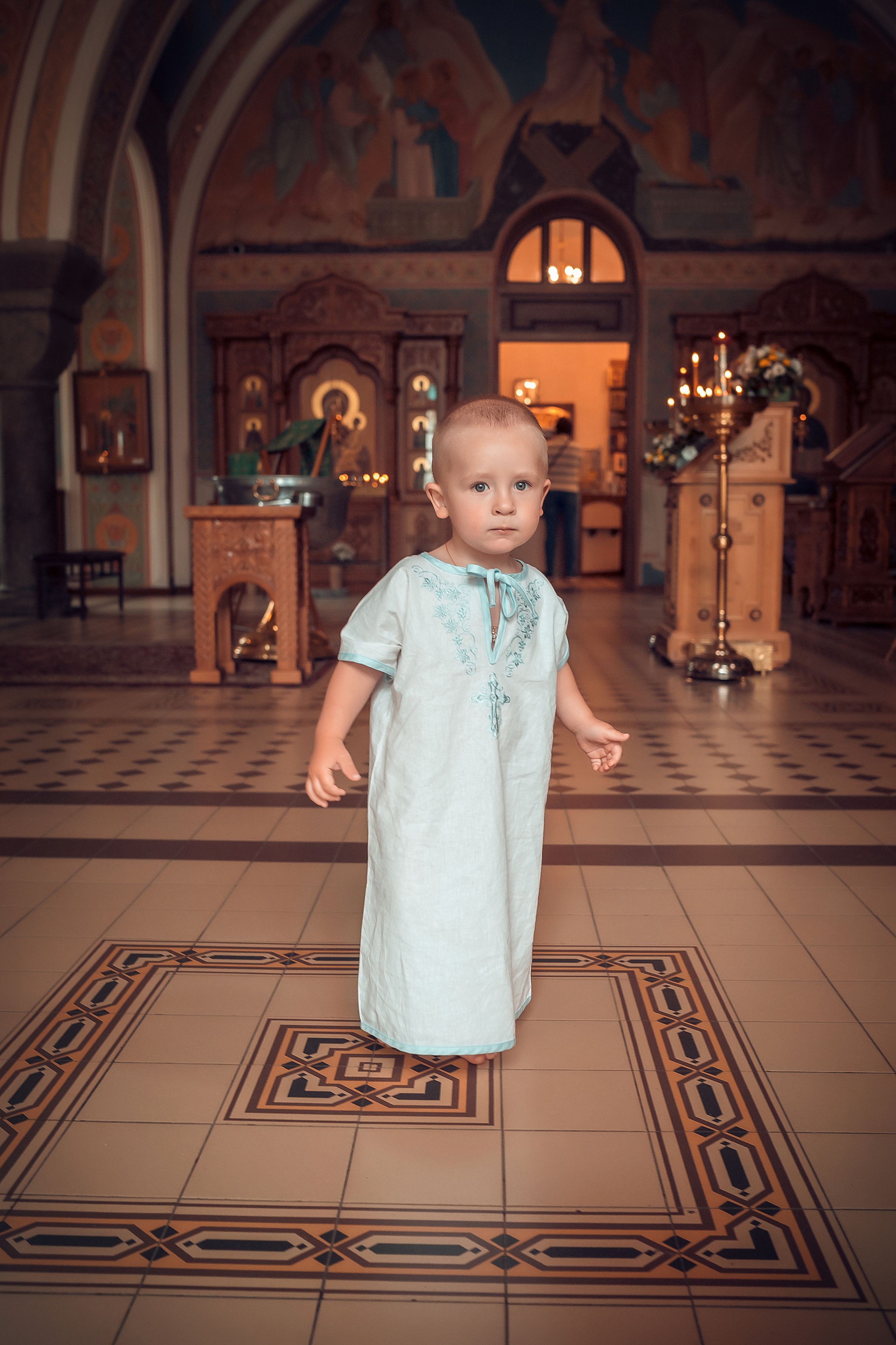 Крещение ребенка в Красноярске, Храм Иоанна Предтечи. Фотограф на Крещение и Венчание в Красноярске Рамазанова Юлия