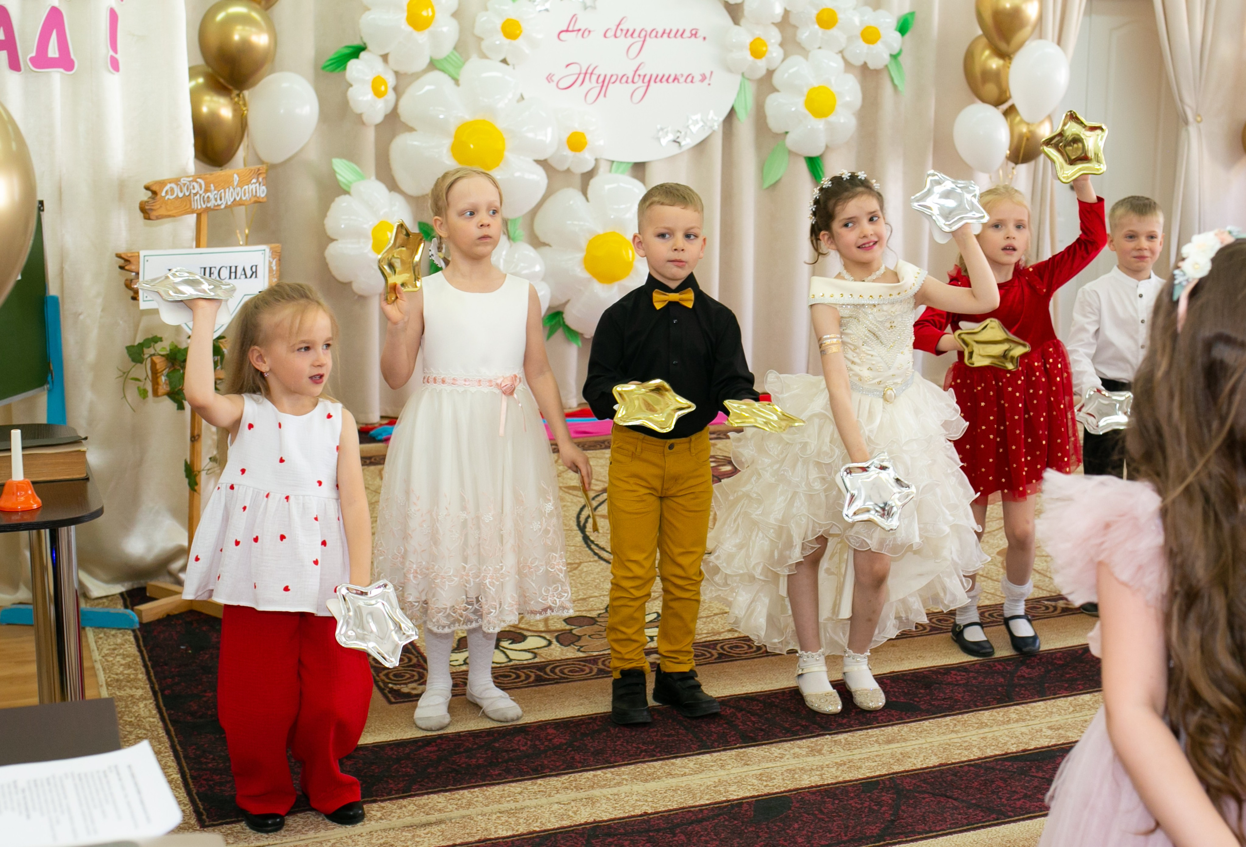 Выпускные и Утренники. Фотограф новорожденных и семейный фотограф НСО г. Бердск Марина Львова