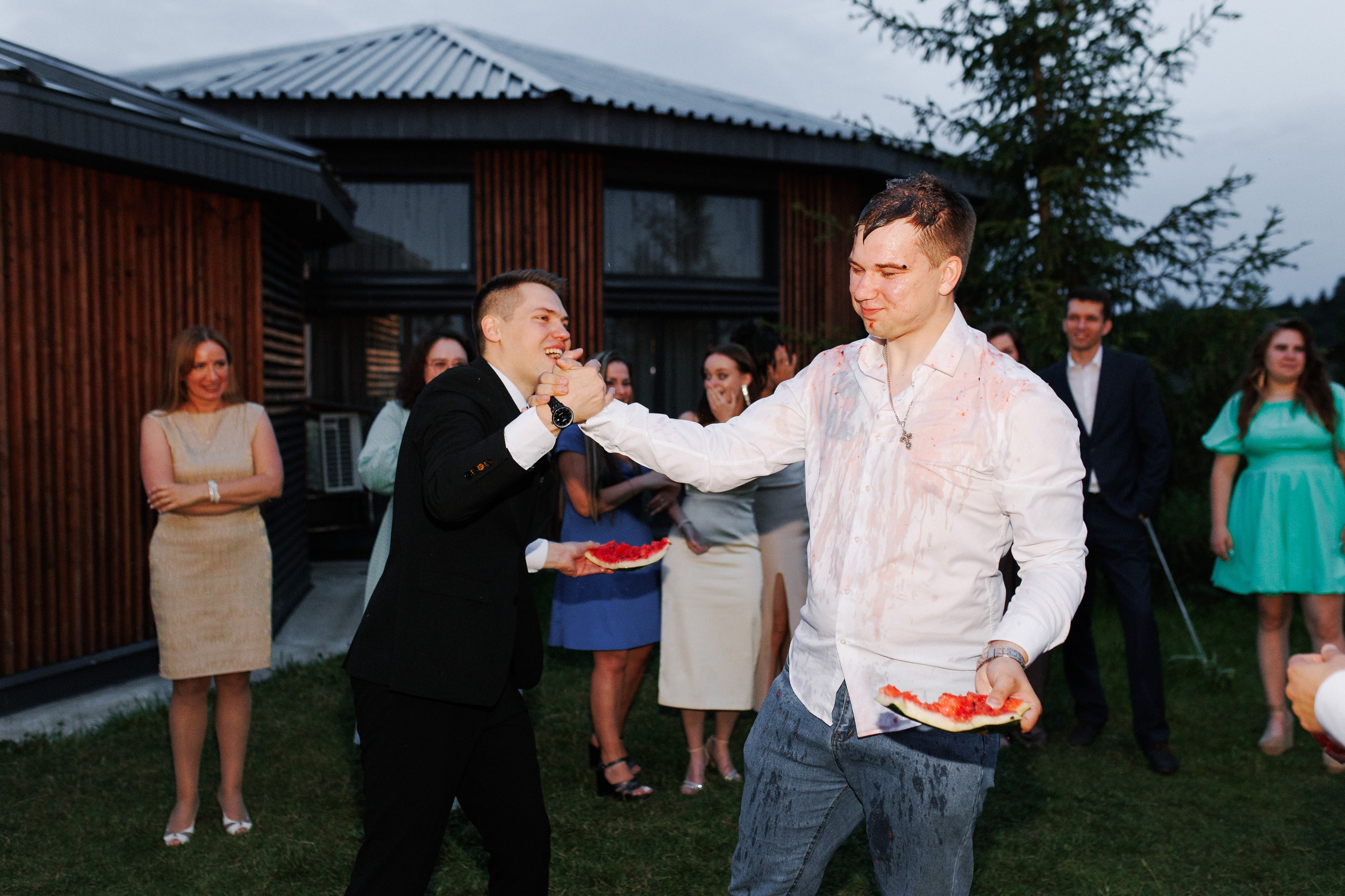 Свадебная фотосессия и банкетная часть в усадьбе СПБ. Свадебный фотограф СПБ