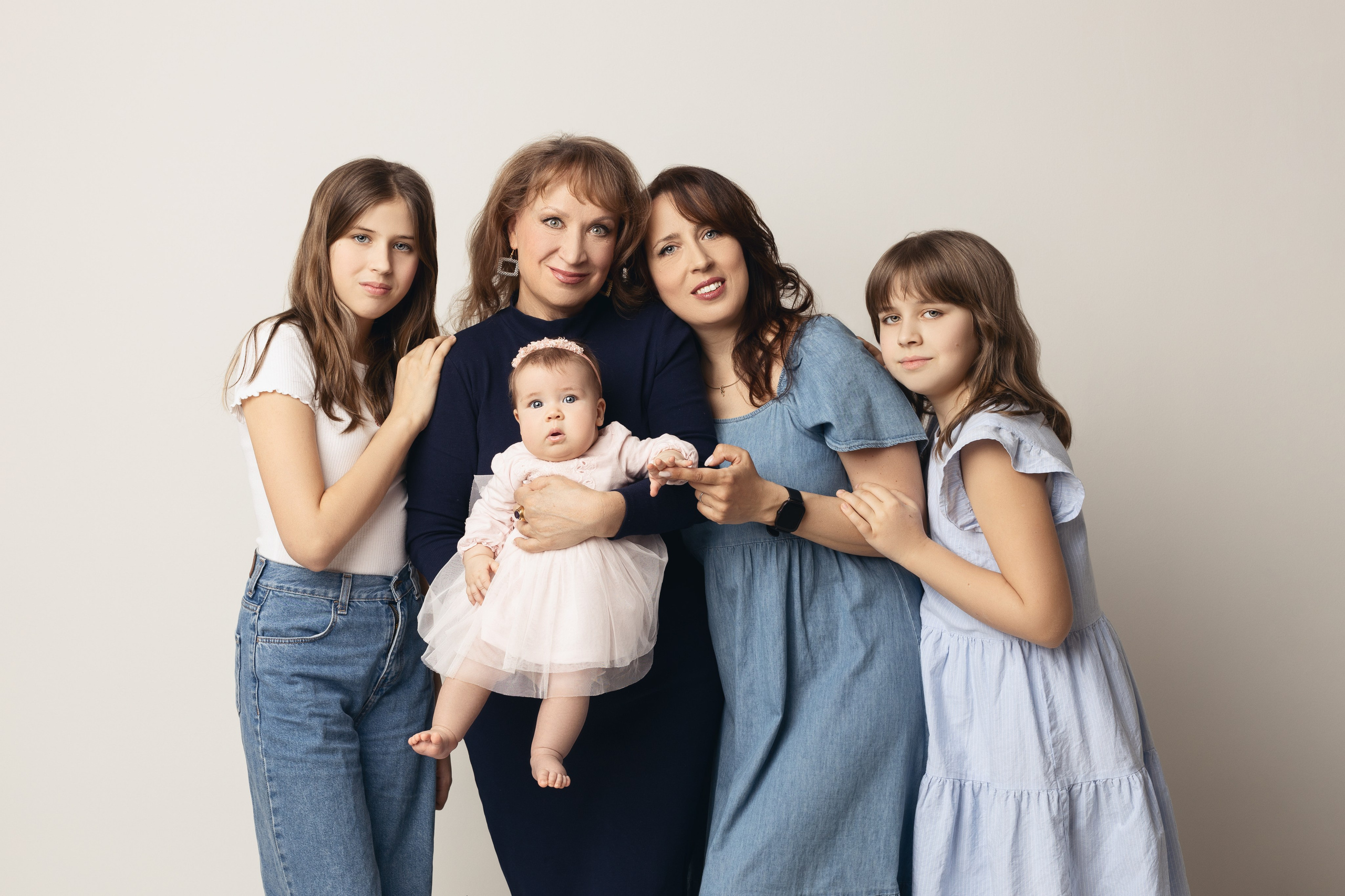 Семейная фотосессия. Фотограф беременности, новорождённых и деток до года в Актау