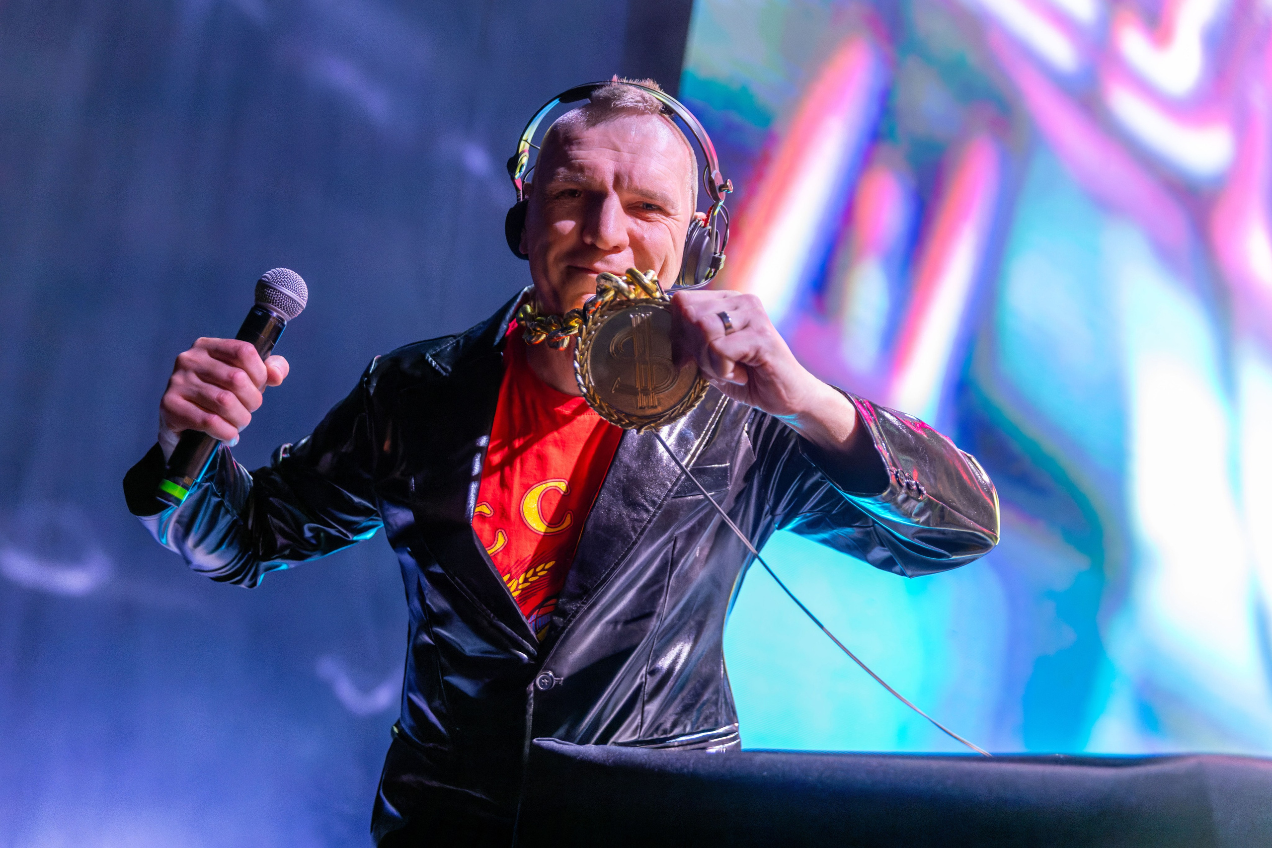 Супердискотека 90-х в Самаре • 9 марта. Фотограф в Самаре Максим Тырин