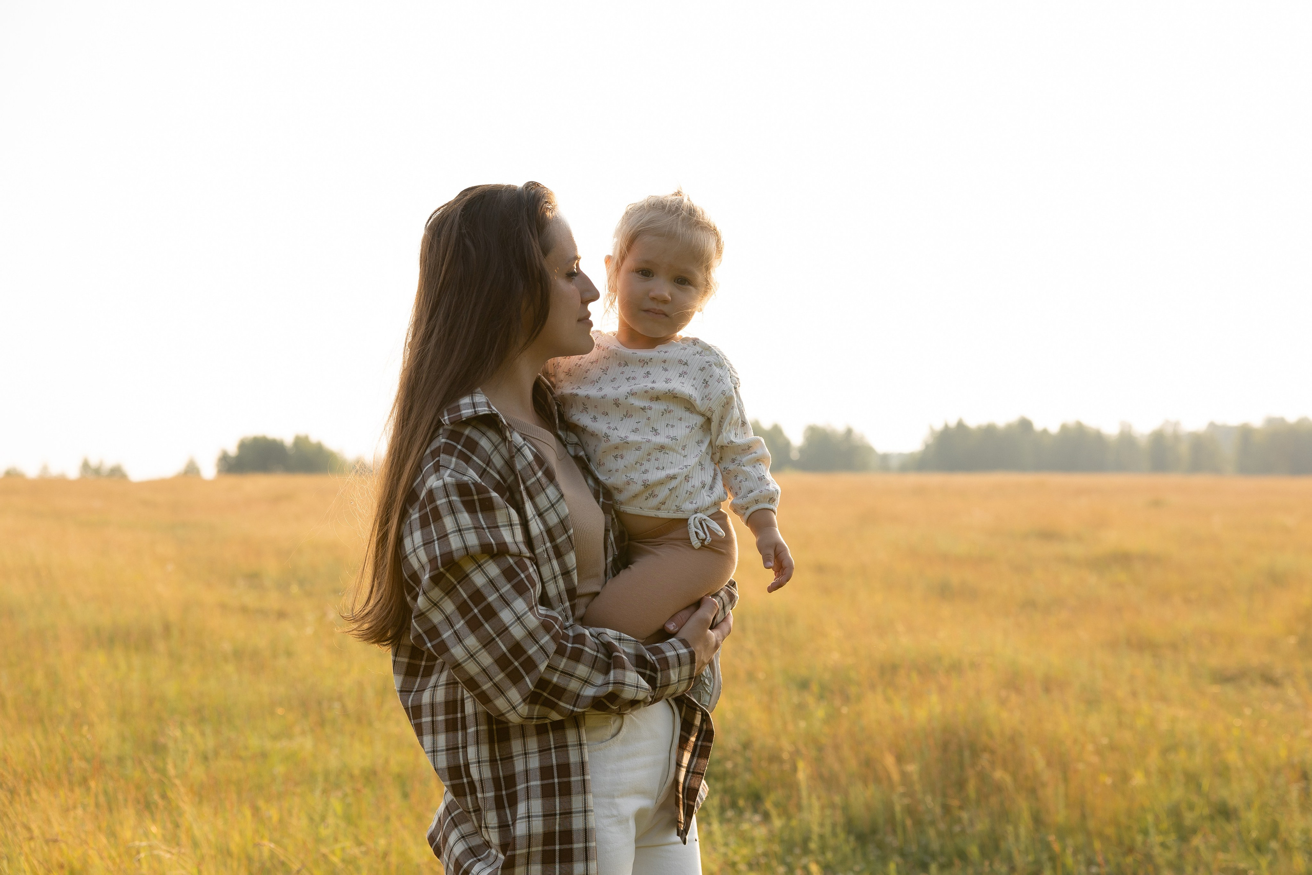 В поле. Семейный и свадебный фотограф в Челябинске Мария Леонтьева