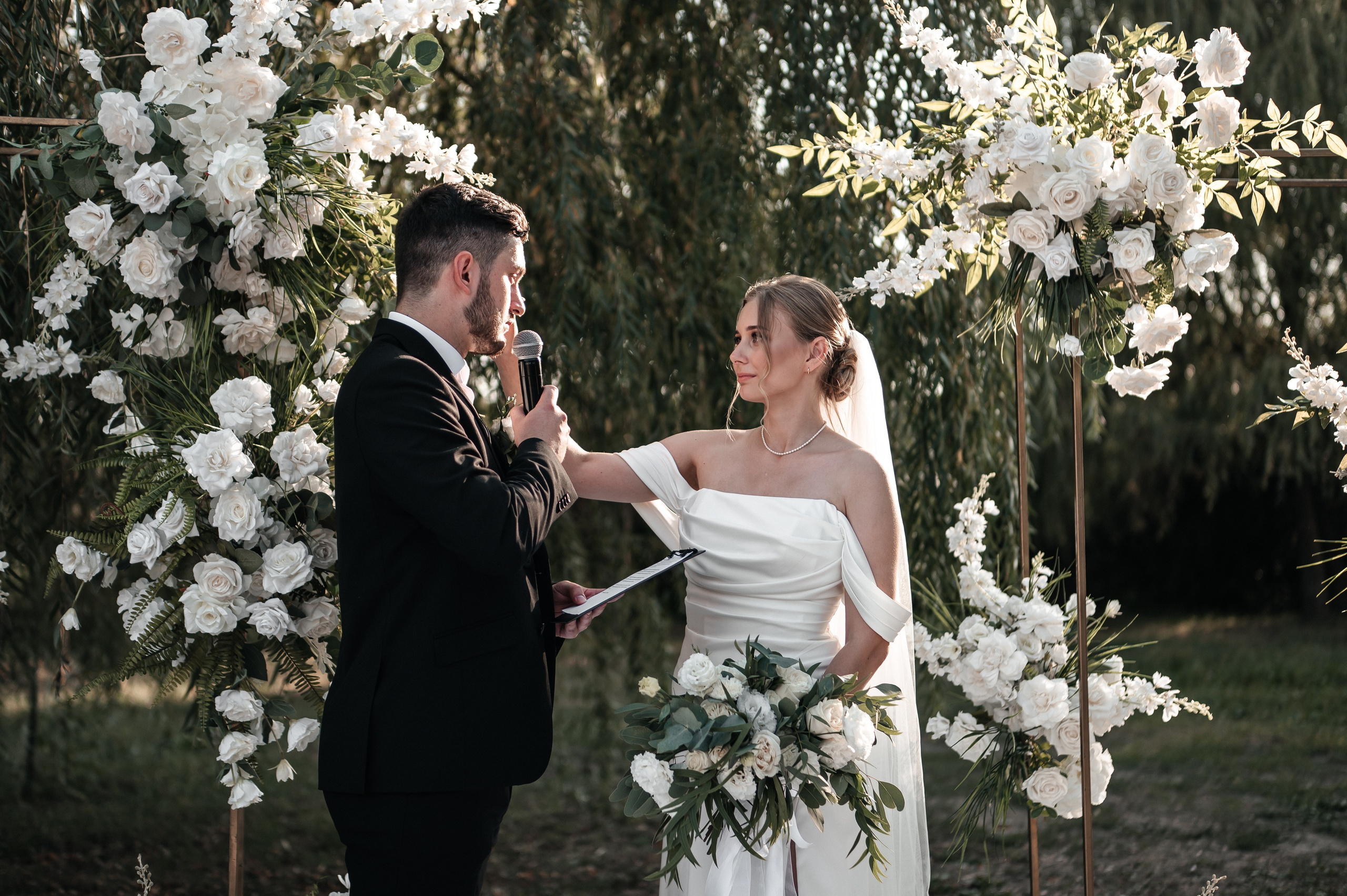 Даниил и Валерия. Черная утка. Полный день. Фотограф Екатерина Бочарникова