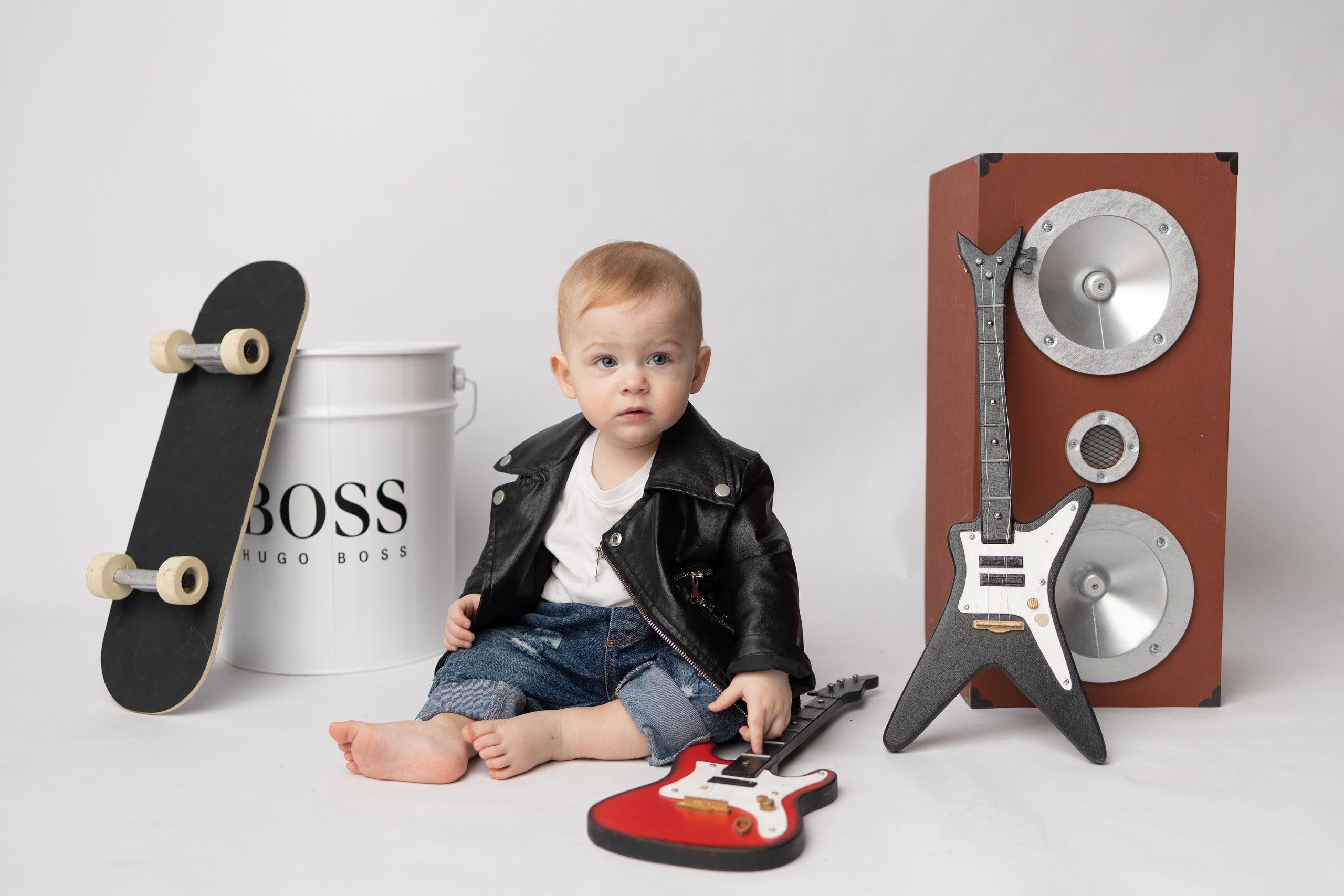 От 9 месяцев  - Фотограф новорожденных: магия детства в каждом снимке. Фотограф новорожденных: волшебные моменты первых дней жизни