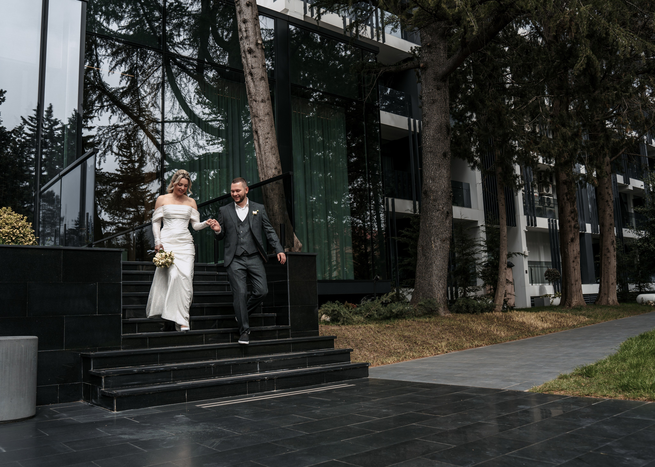 Свадебная фотосессия на море и в горах в Сочи. Алина Бернд — свадебный и индивидуальный фотограф в Сочи и Адлере