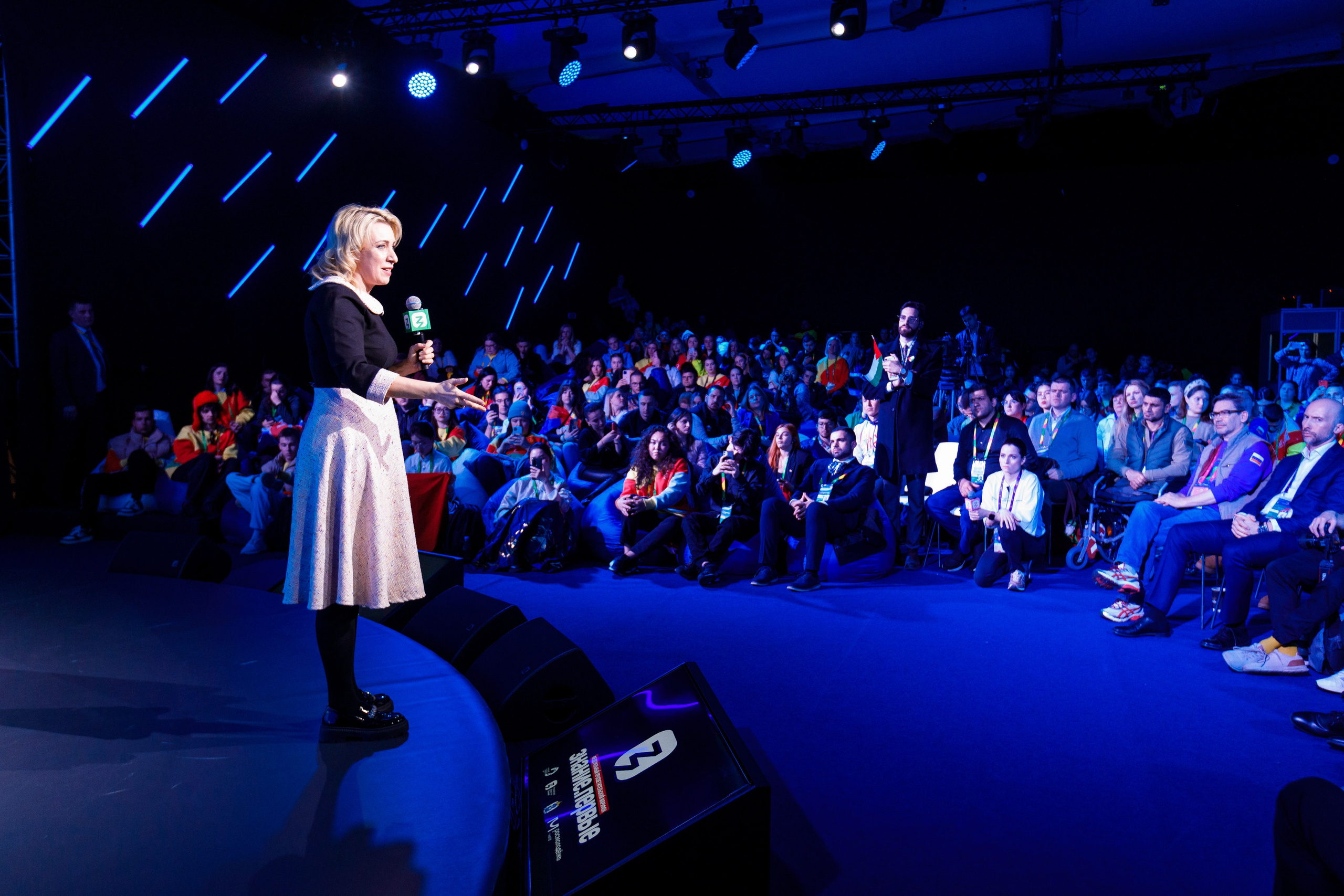 Всемирный фестиваль молодёжи 2024 в России. Репортажный фотограф в Москве, Сочи и Санкт-Петербурге