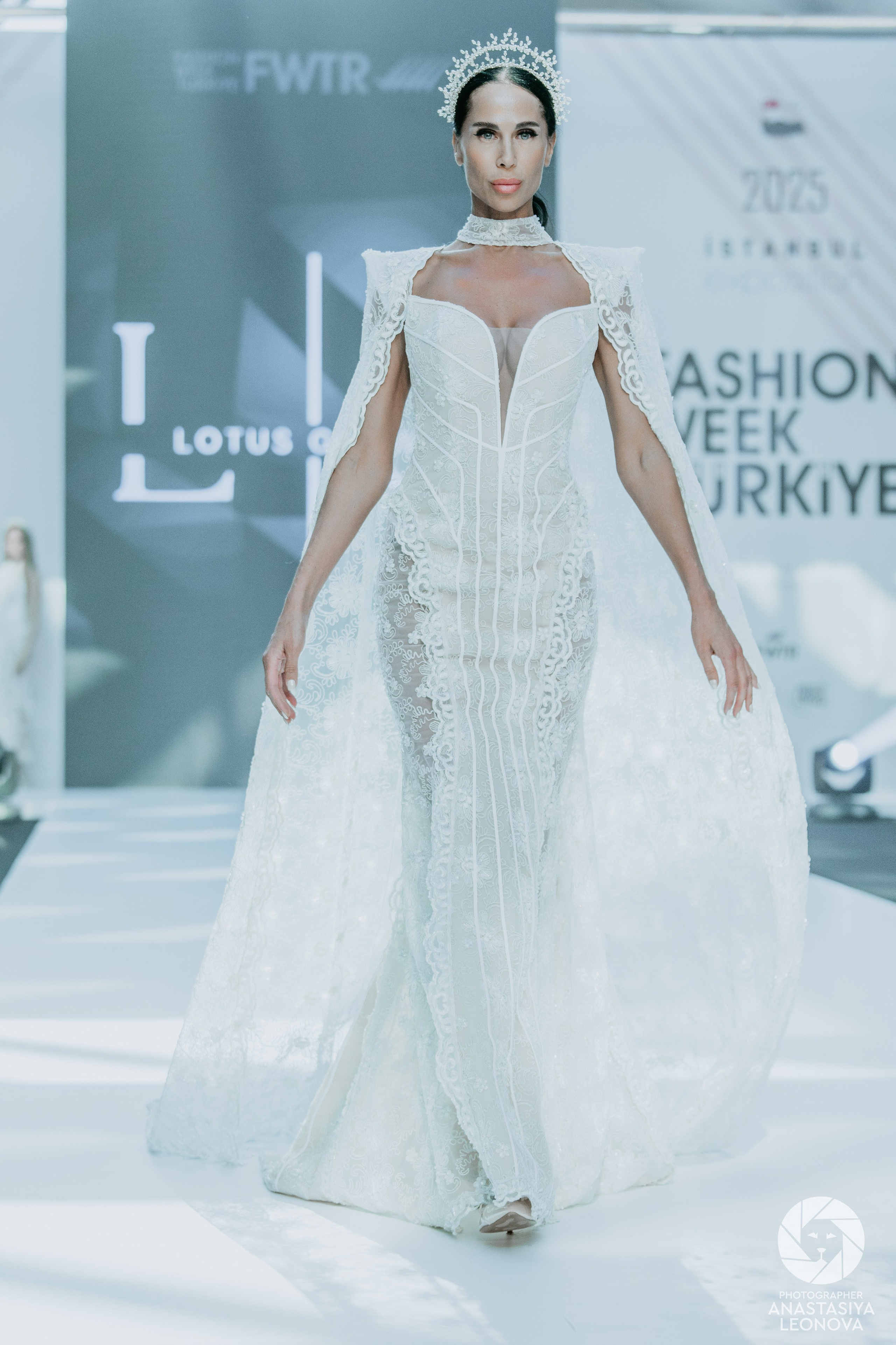 Fashion Week Türkiye [spring, 2025]. Anastasia Leonowa