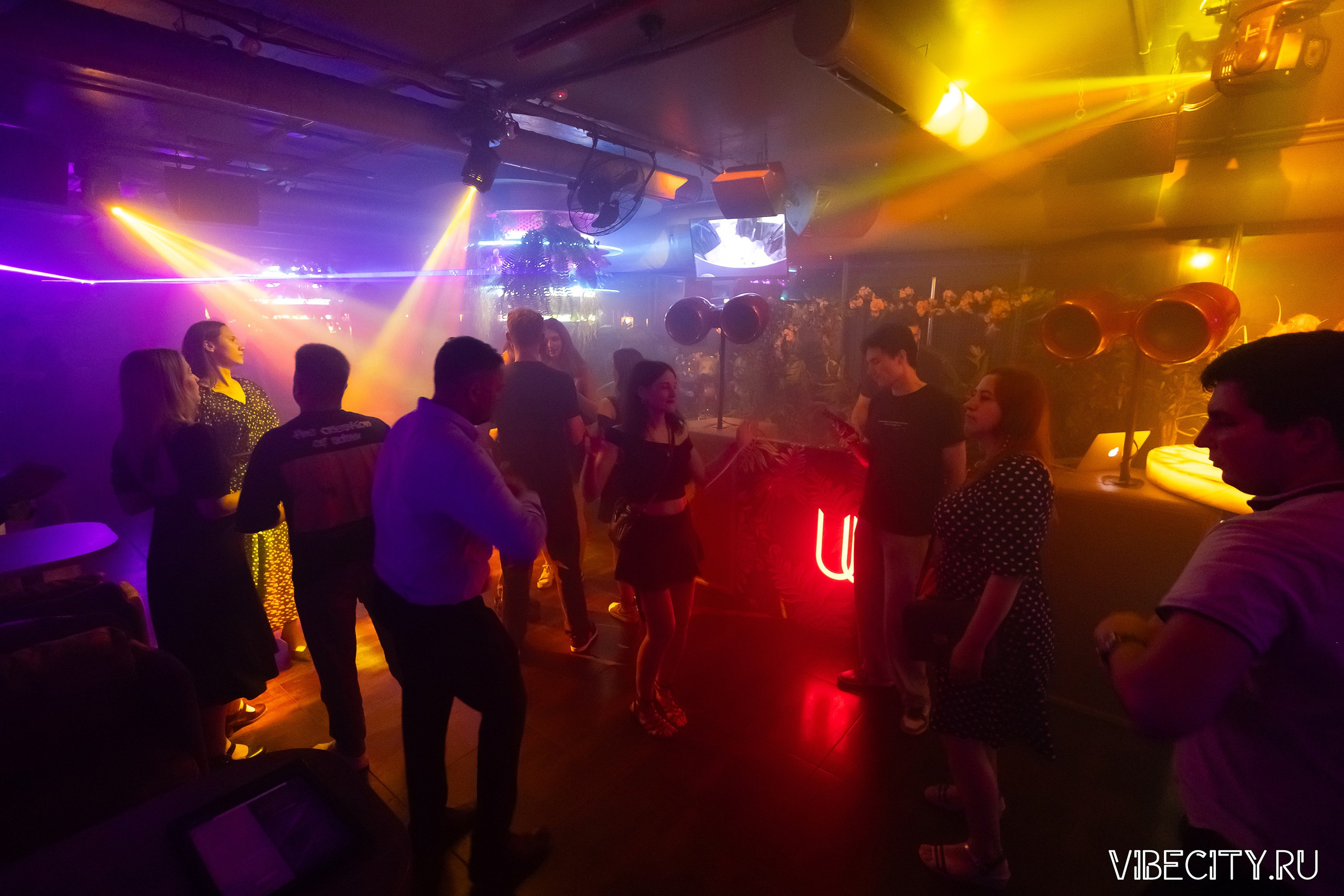 DOUBLE U. VIBECITY.RU Вайб Сити Ру Фоторепортажи Фотоотчеты Калининград