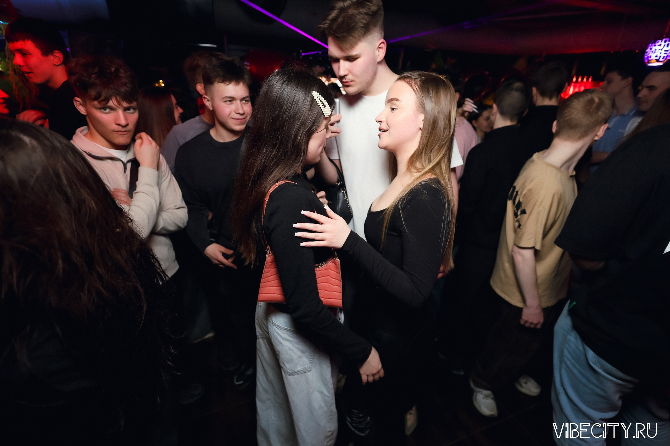 DOUBLE U. VIBECITY.RU Вайб Сити Ру Фоторепортажи Фотоотчеты Калининград