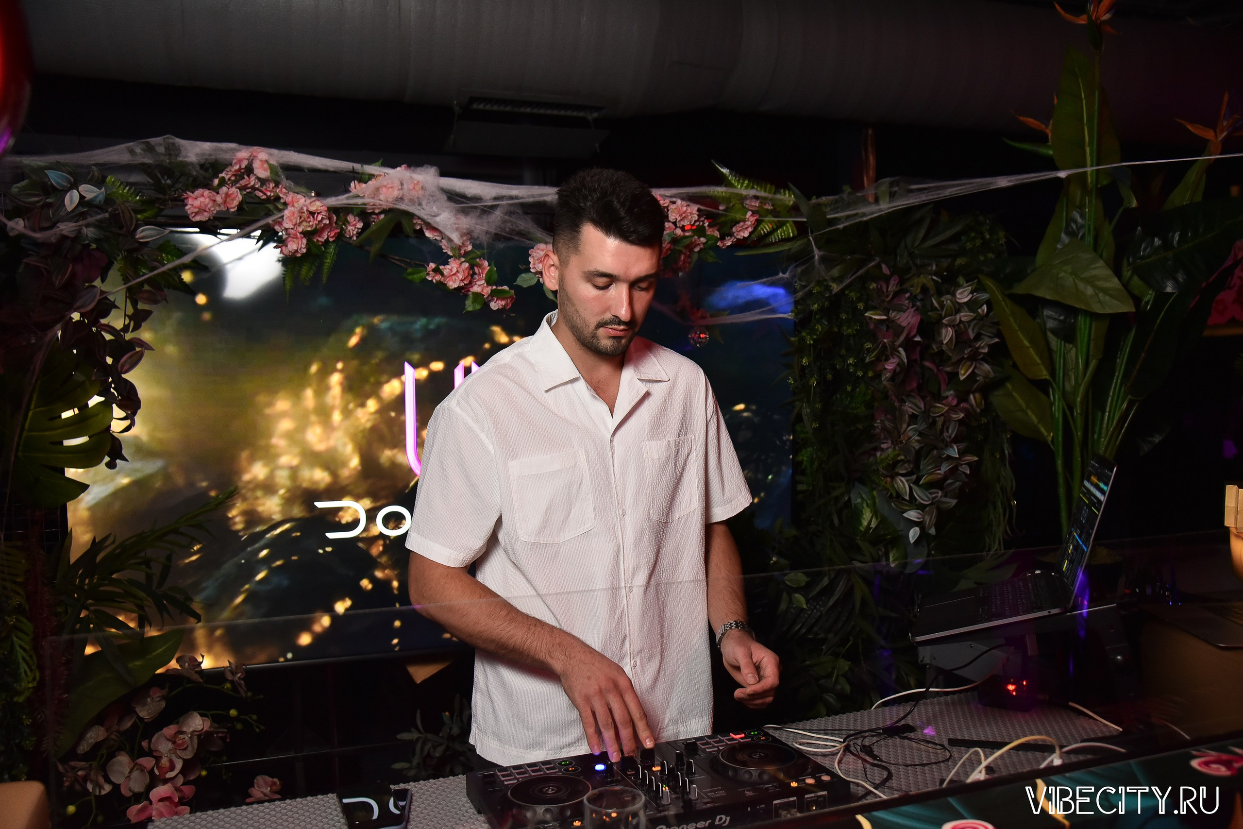 DOUBLE U. VIBECITY.RU Вайб Сити Ру Фоторепортажи Фотоотчеты Калининград