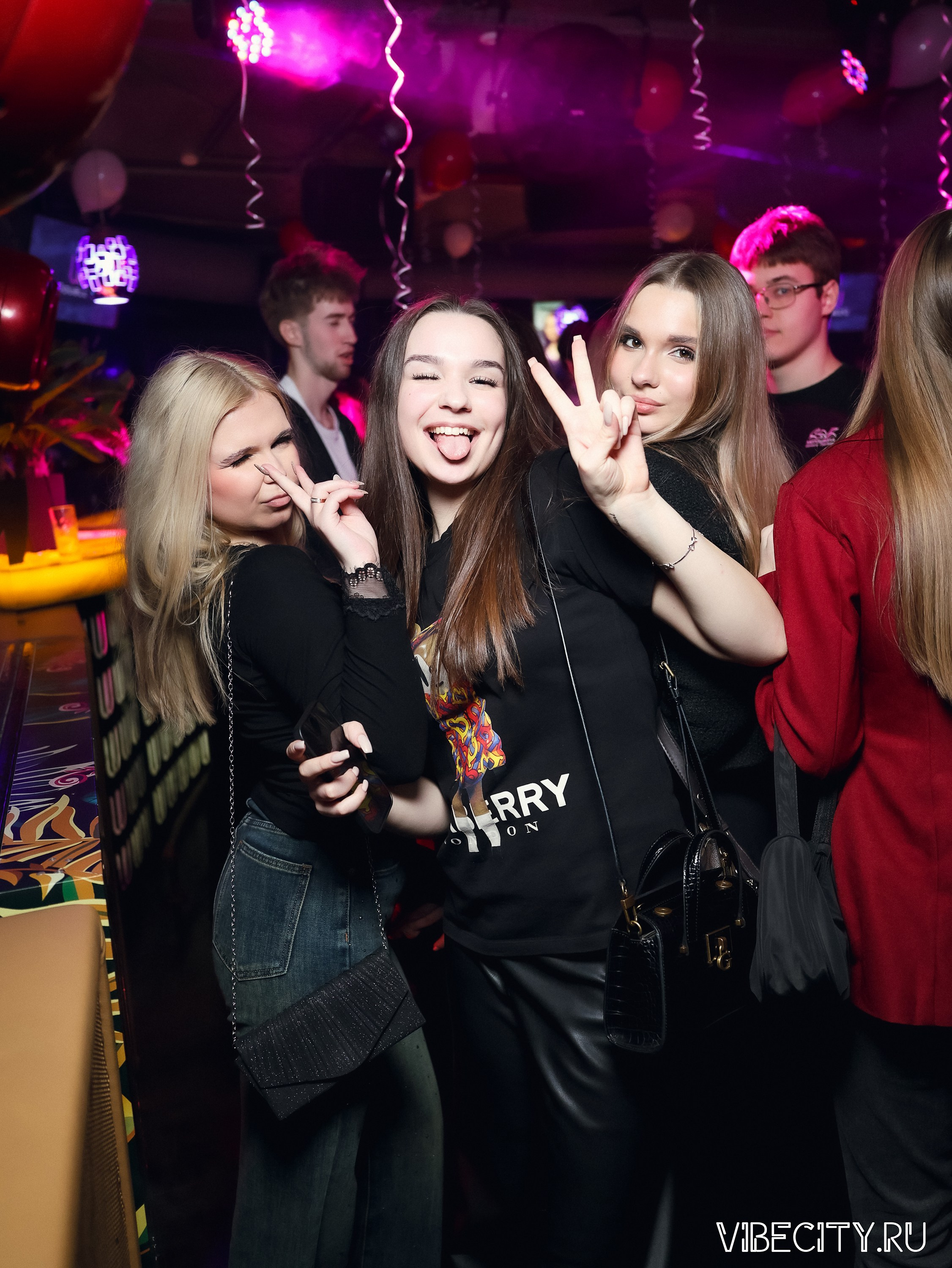 DOUBLE U. VIBECITY.RU Вайб Сити Ру Фоторепортажи Фотоотчеты Калининград