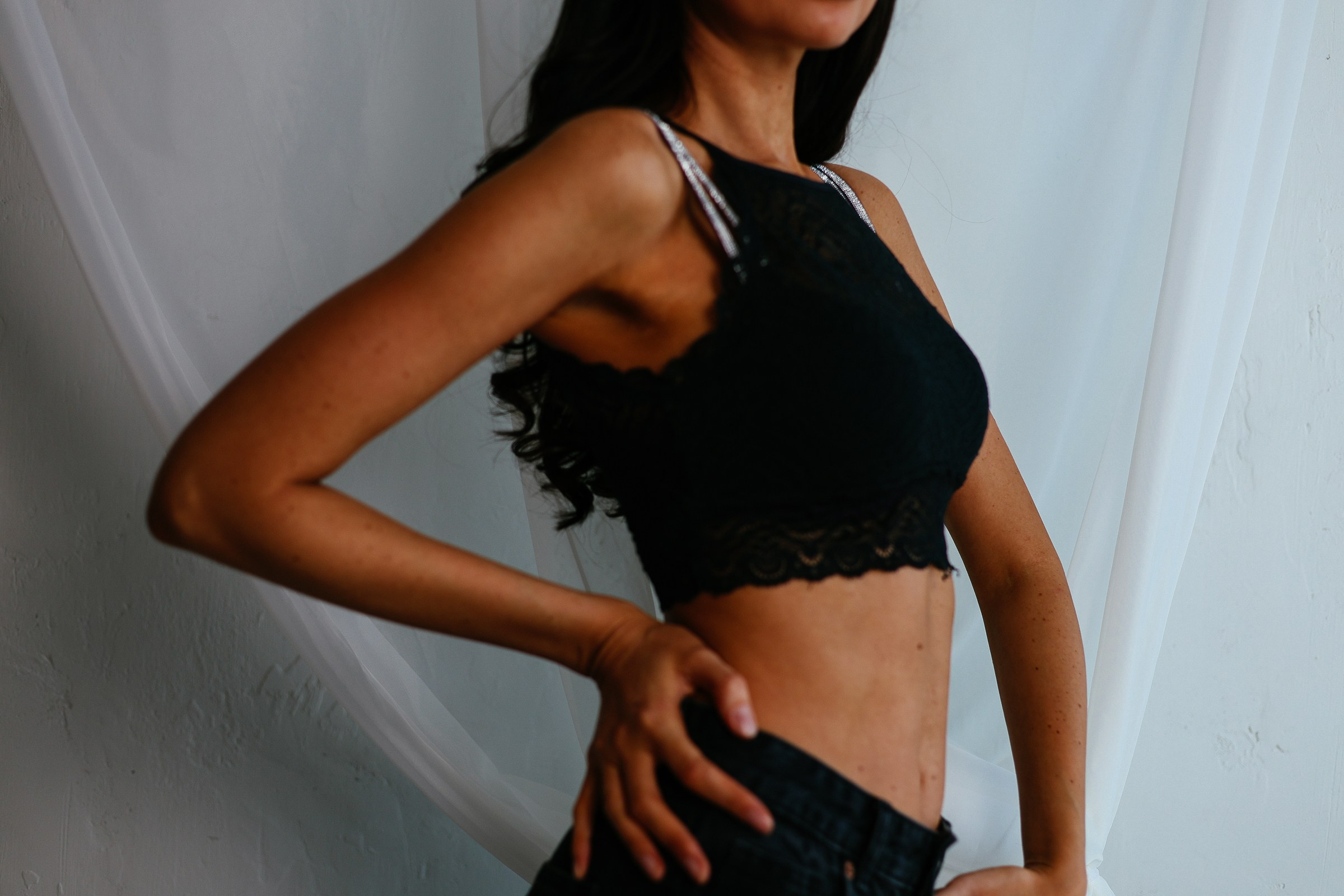 ЖЕНСКИЕ ПОРТРЕТЫ СТУДИЯ 2025. Фотограф Красноярск съемки лавстори, фотосессия в студии, портретная съемка, творческие фотосессии