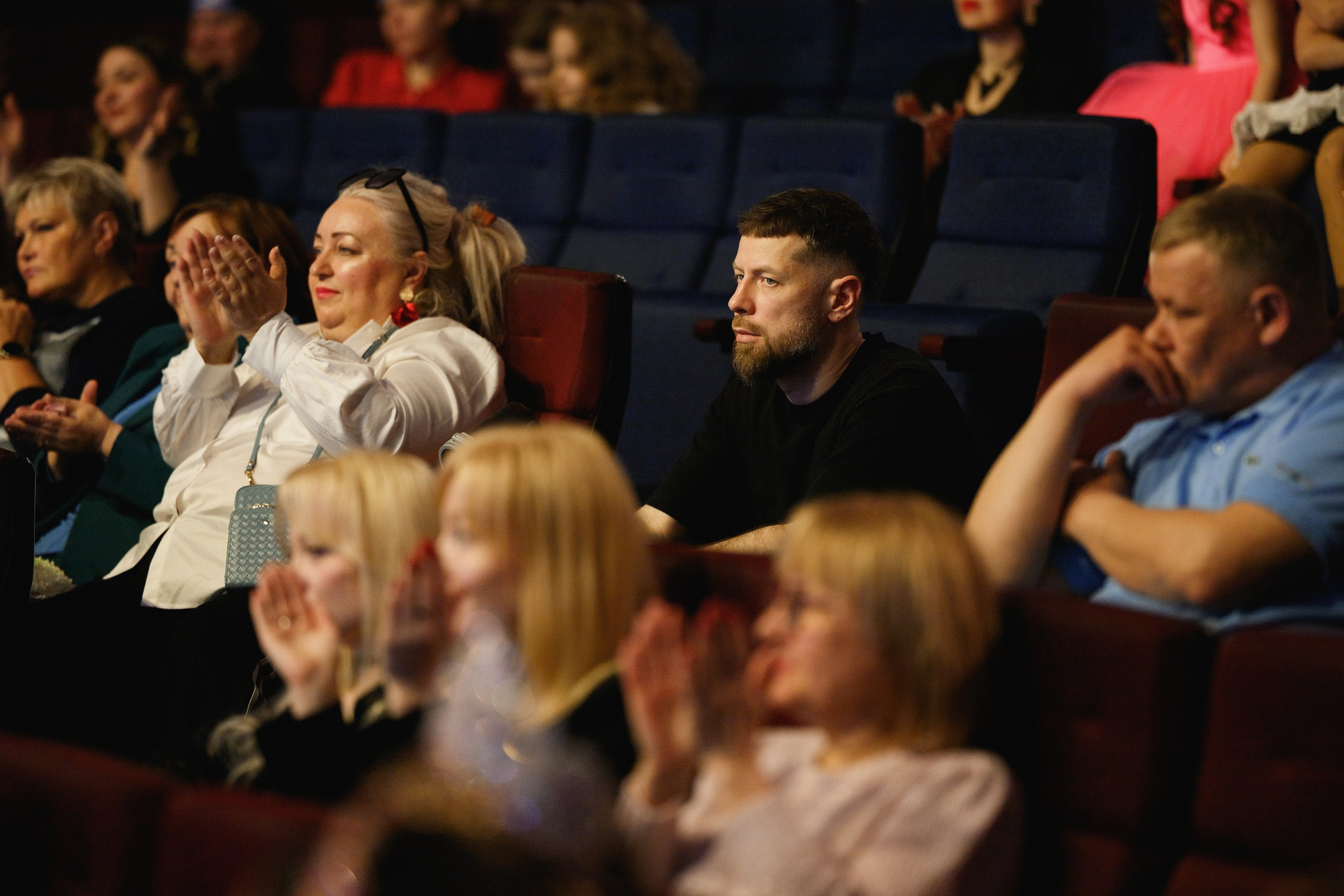 Репортаж с детского конкурса красоты «Мини Мисс Камчатка», выступления участниц, зрители, Камчатка