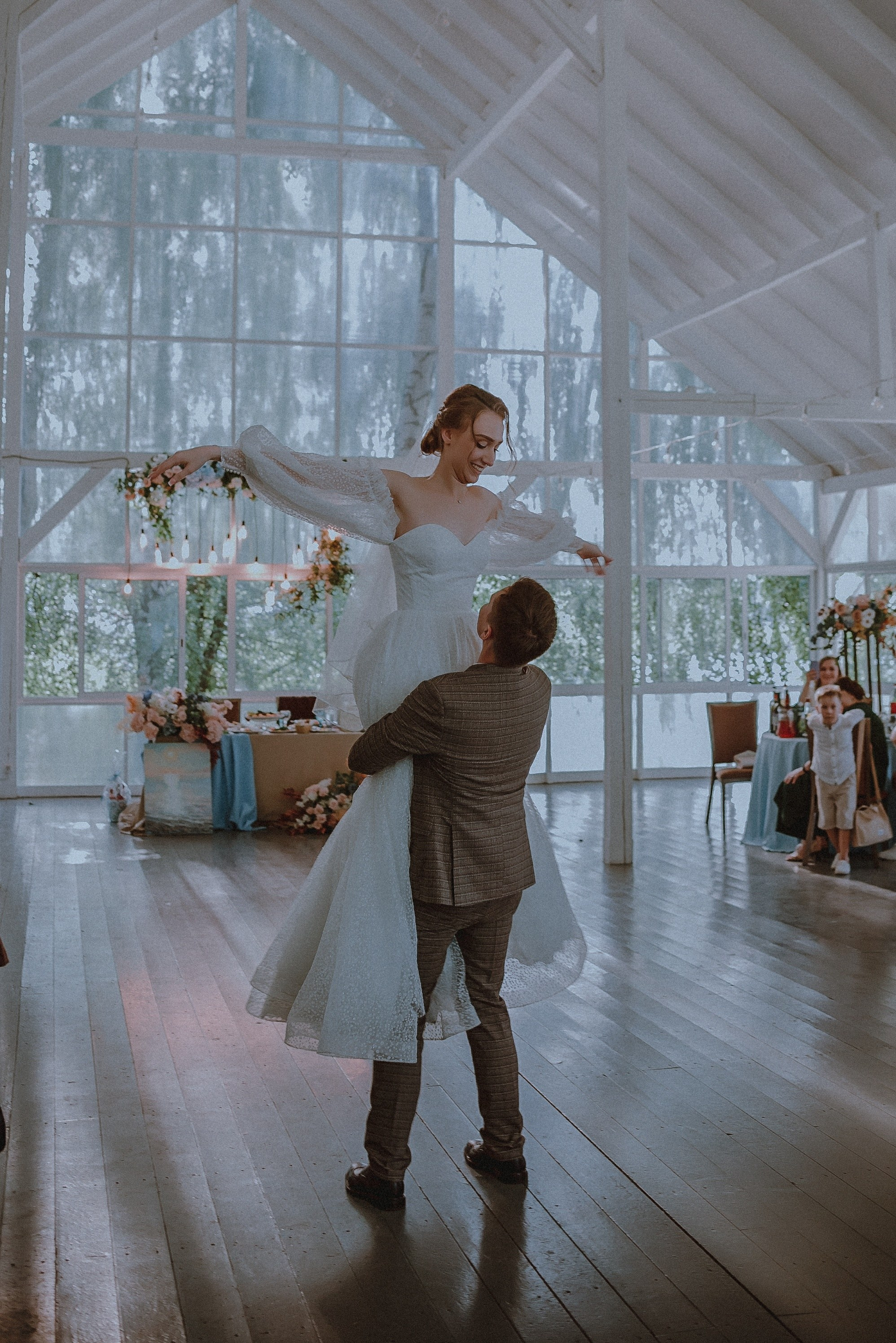 Love.Season: Первый сезон навсегда!. Свадебный и семейный фотограф в Москве Сажина Кристина КиМ. Свадебный оператор в Москве Сажин Максим