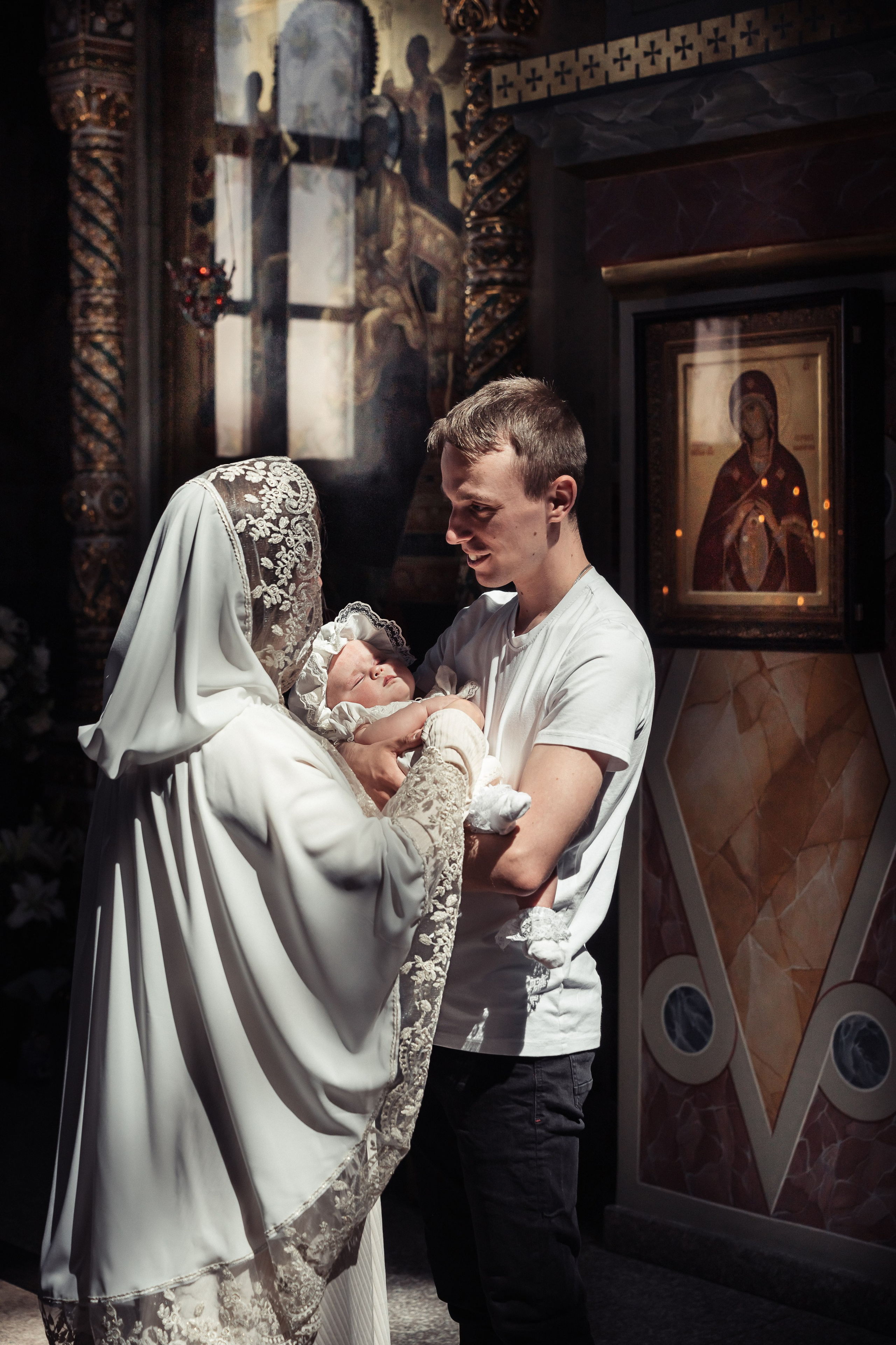 Фотосессия на крещение в Воронеже. Фотограф для семей и экспертов в г. Воронеж Ирина Круглова