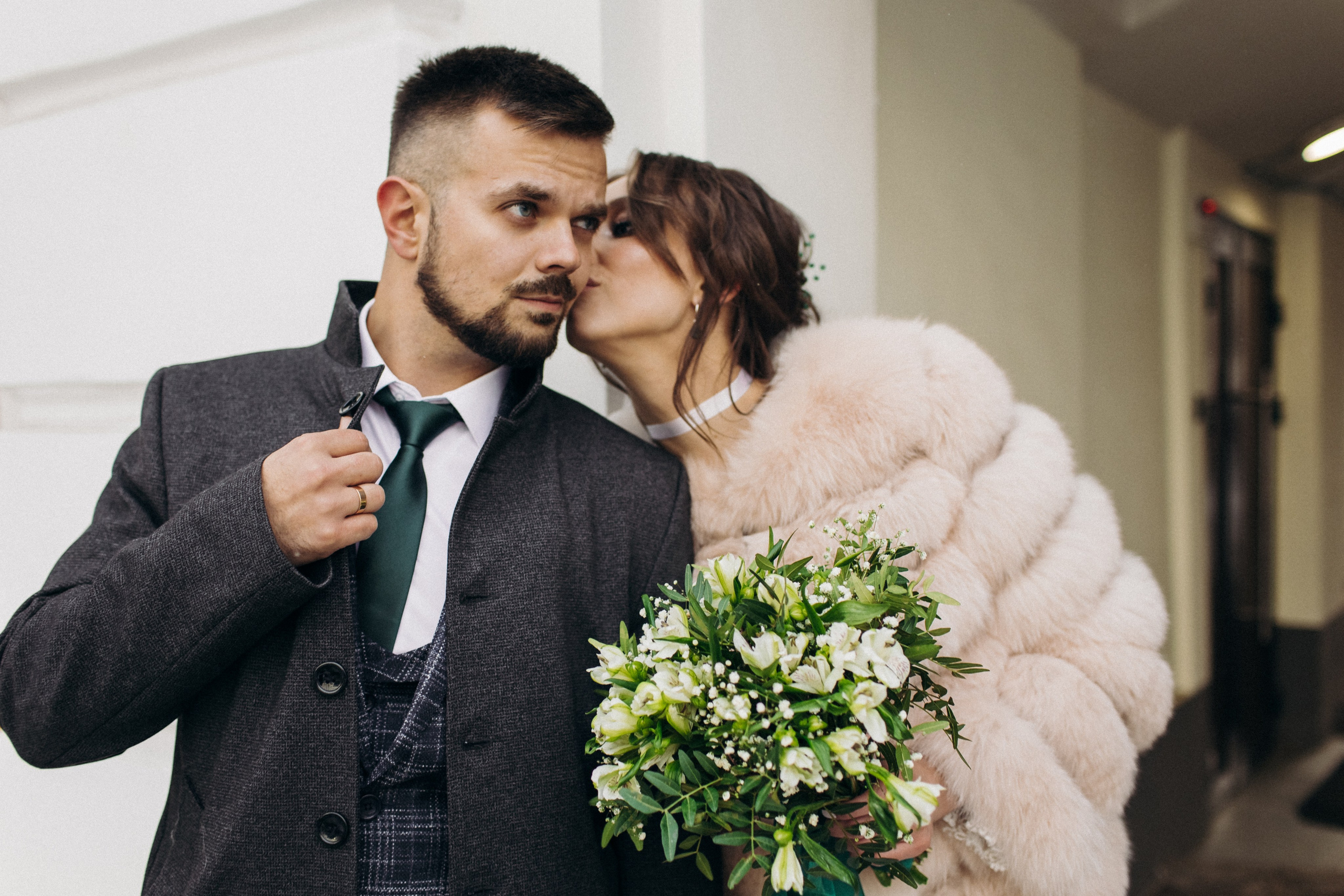 Эдуард и Вера (загс, прогулка). Фотограф свадебный семейный в Красноярске Шукшина Наталья